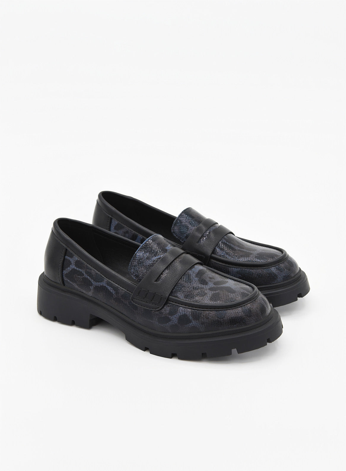 MOCASÍN GRIS ESTAMPADO LEOPARDO