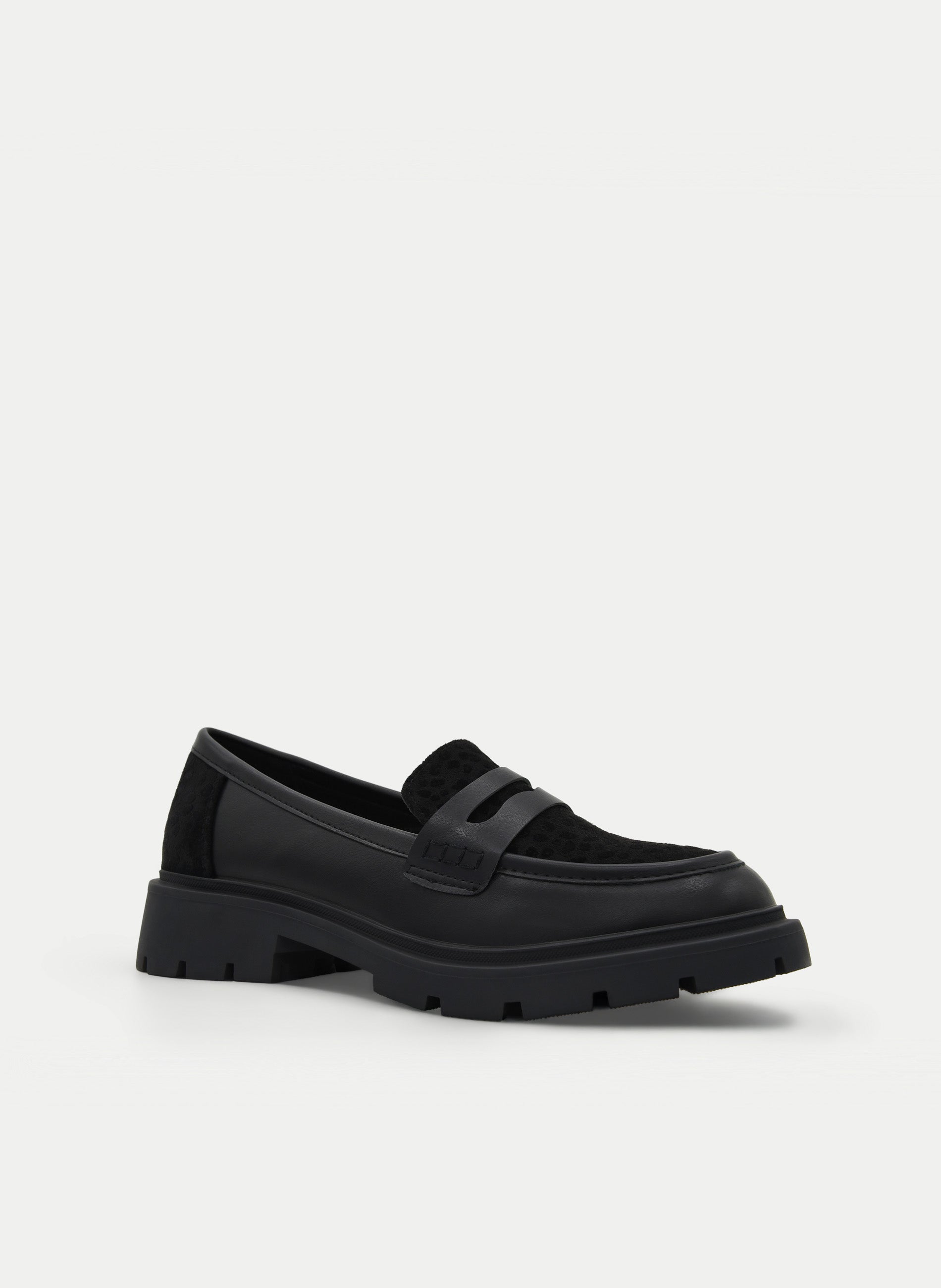 BLACK LOAFER WITH CHEETAH DETAIL