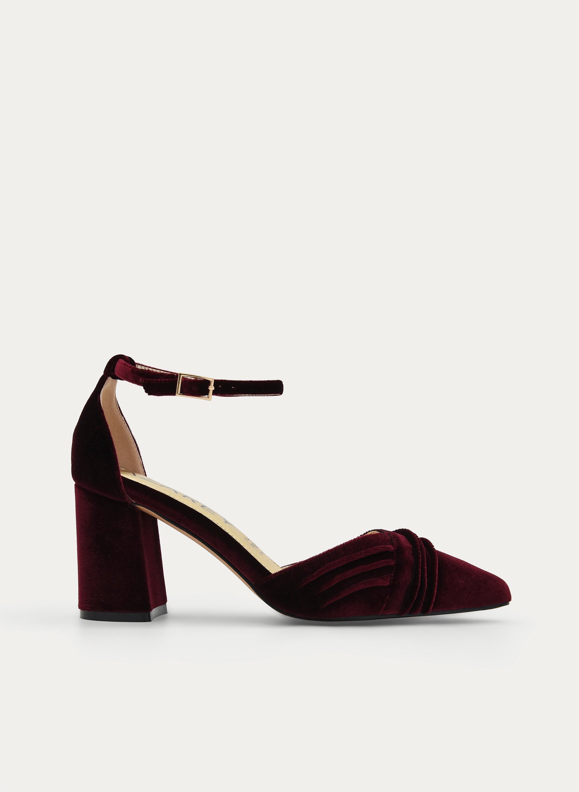 ZAPATOS DE SALÓN DE TERCIOPELO BURDEOS CON CORREA AL TOBILLO