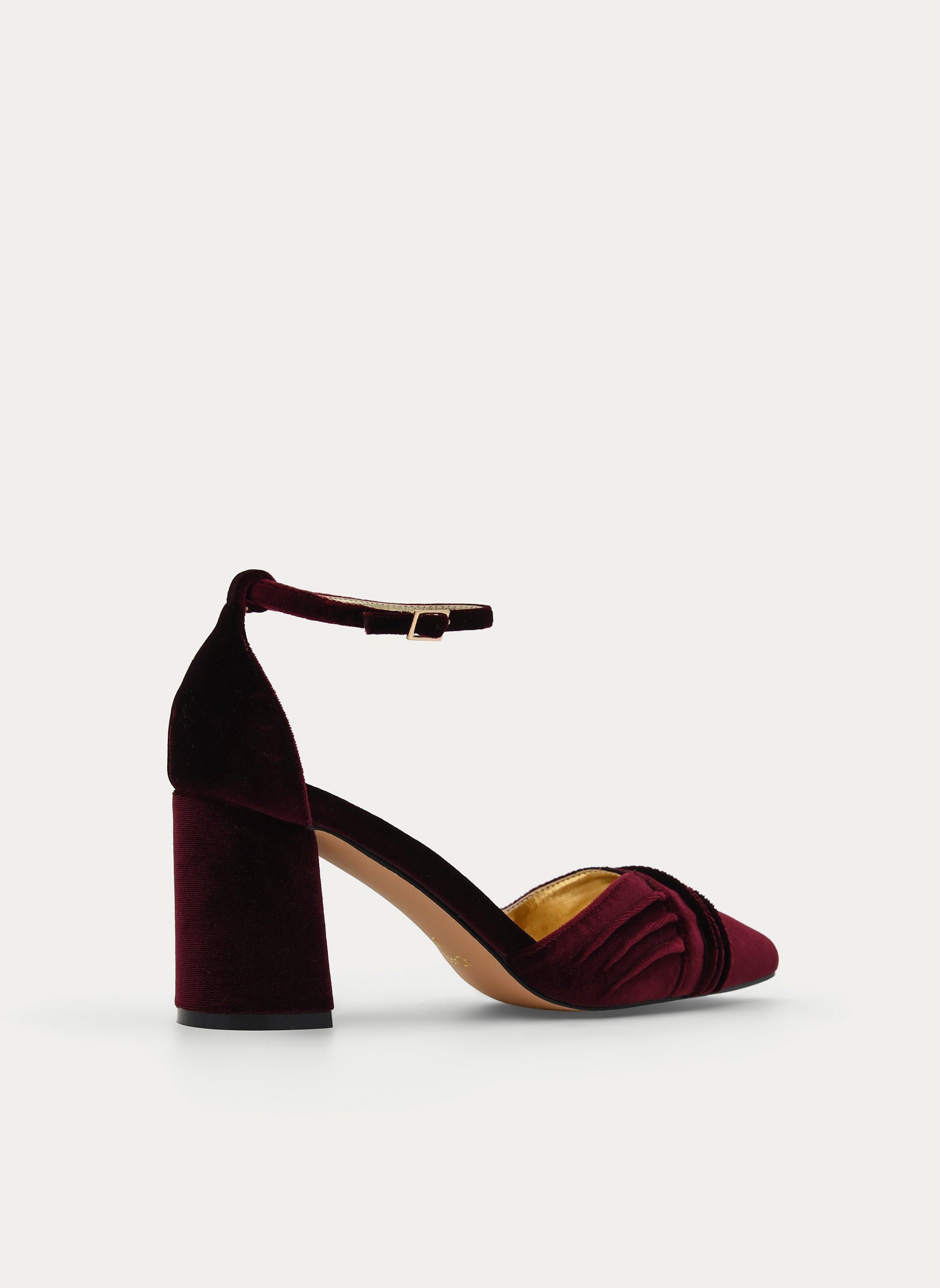 ZAPATOS DE SALÓN DE TERCIOPELO BURDEOS CON CORREA AL TOBILLO