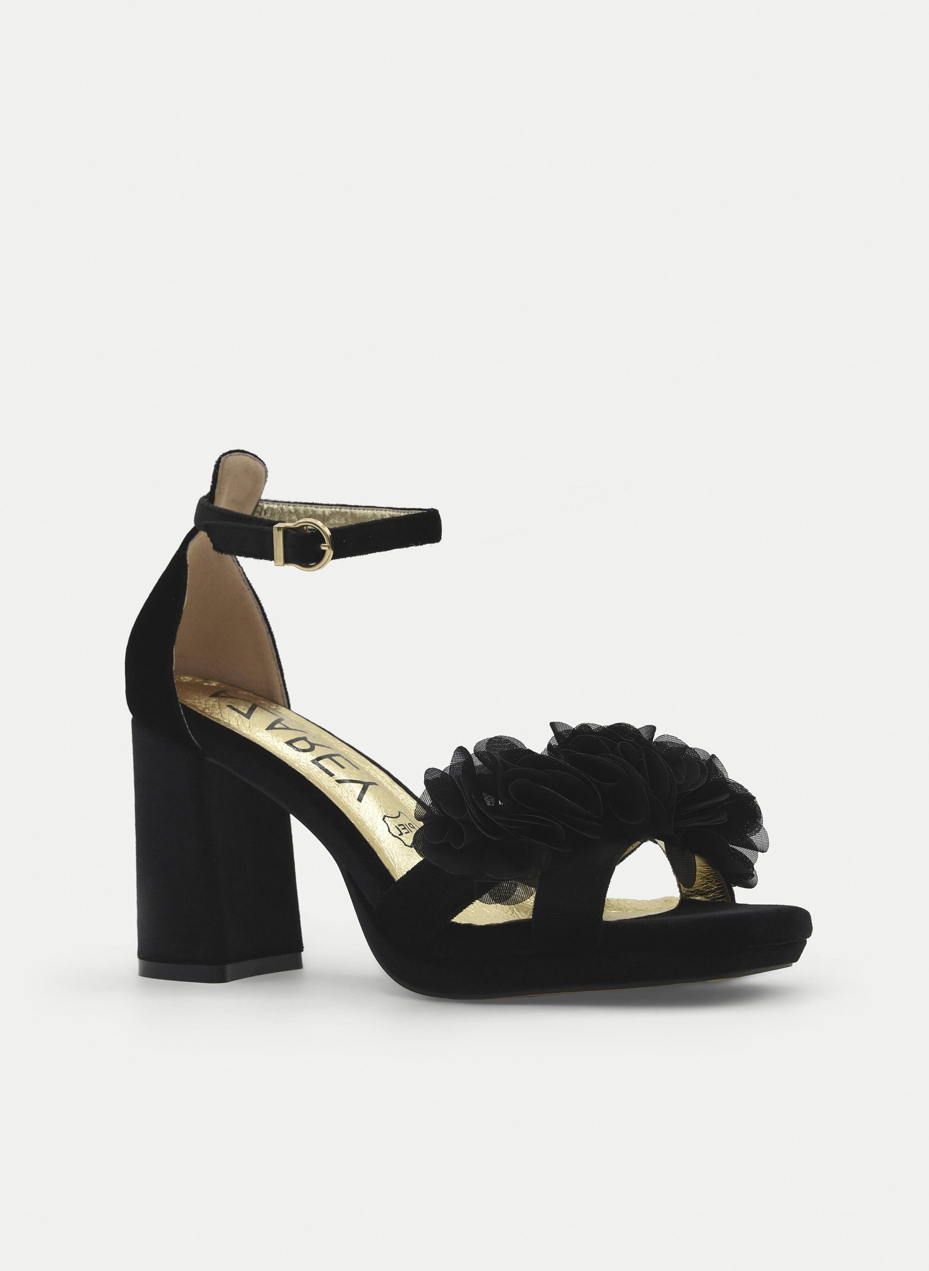 BLACK PLATFORM SANDALS WITH FLOWERS AND A BLOCK HEEL