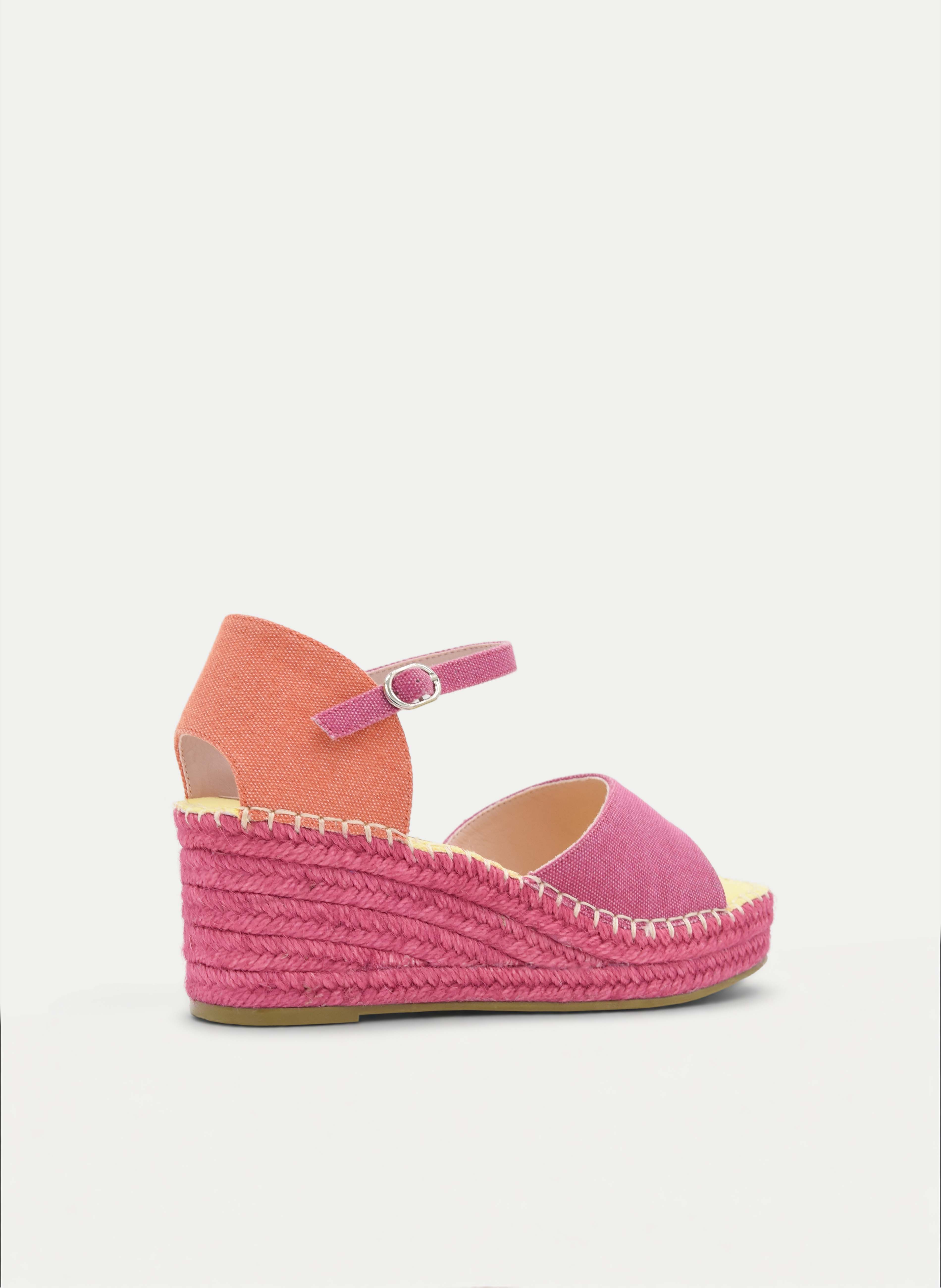 ALPARGATAS DE CUÑA FUCSIA Y CORAL CON HEBILLA
