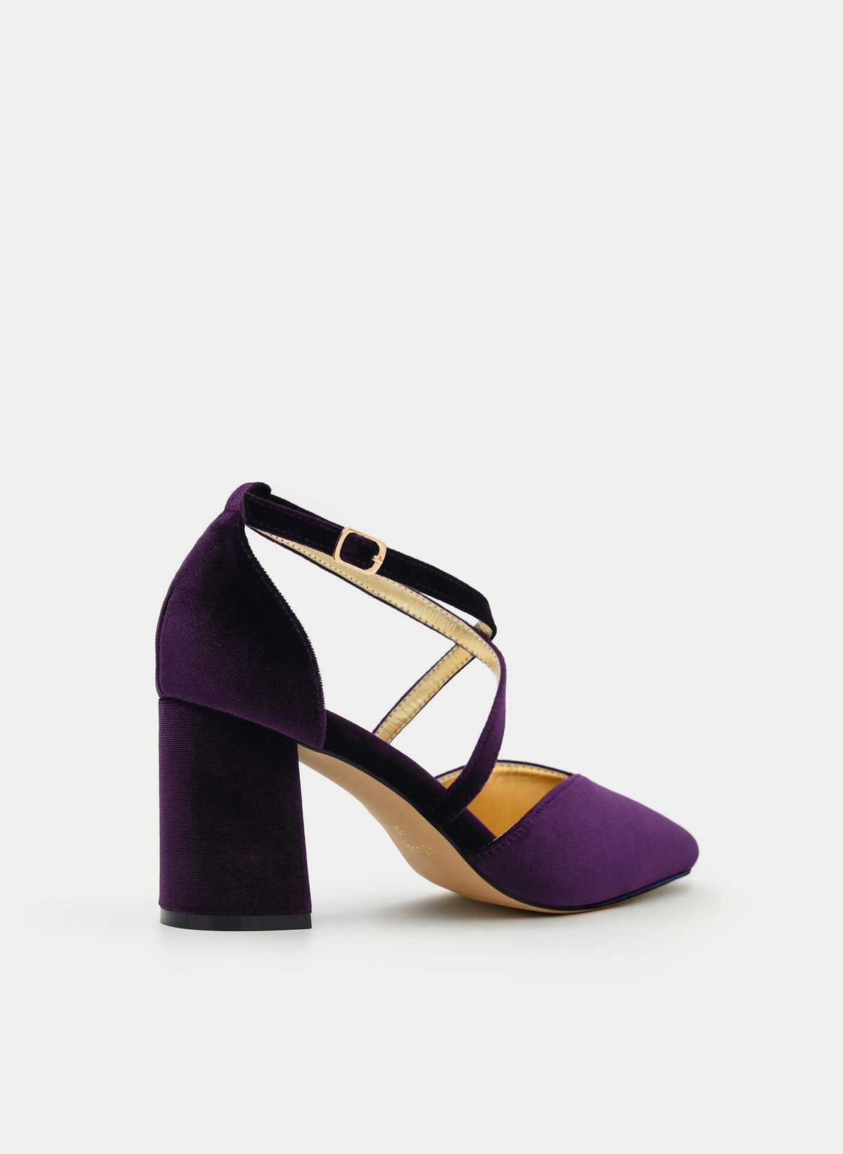 SALÓN MORADO DE TERCIOPELO TACÓN ANCHO Y TIRAS