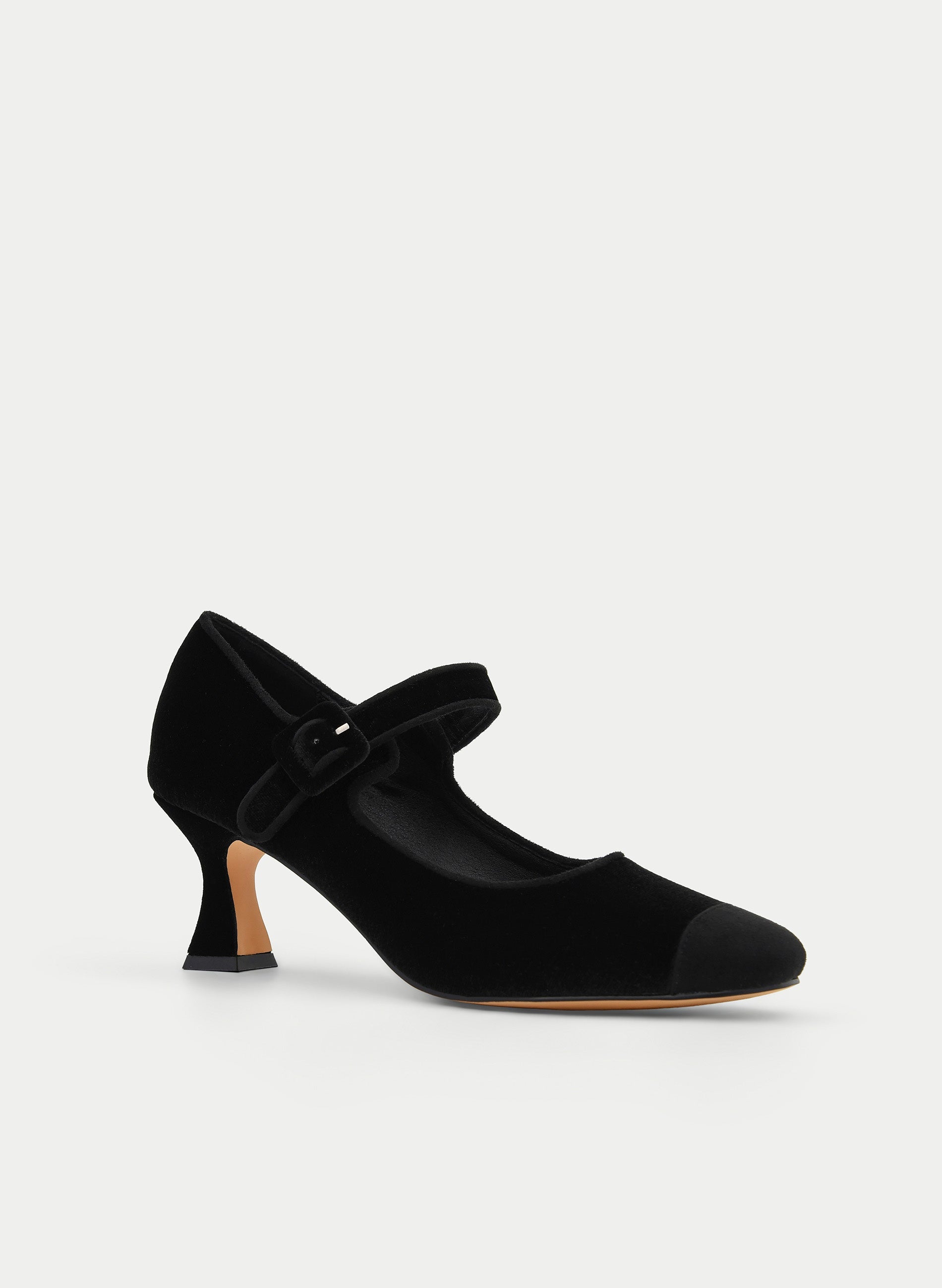 ZAPATO MERCEDITAS DE TERCIOPELO NEGRO TACÓN MEDIO