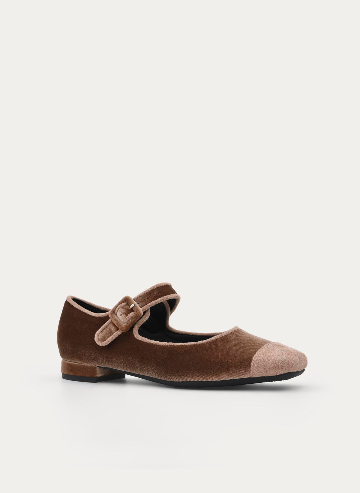 MERCEDITA PLANA DE TERCIOPELO TAUPE CON HEBILLA