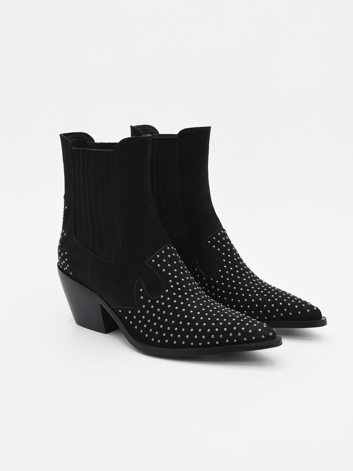 BOTÍN COWBOY NEGRO CON TACHAS