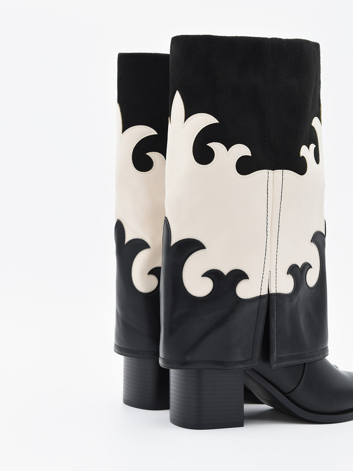 BOTA COWBOY BICOLOR NEGRO Y BLANCO