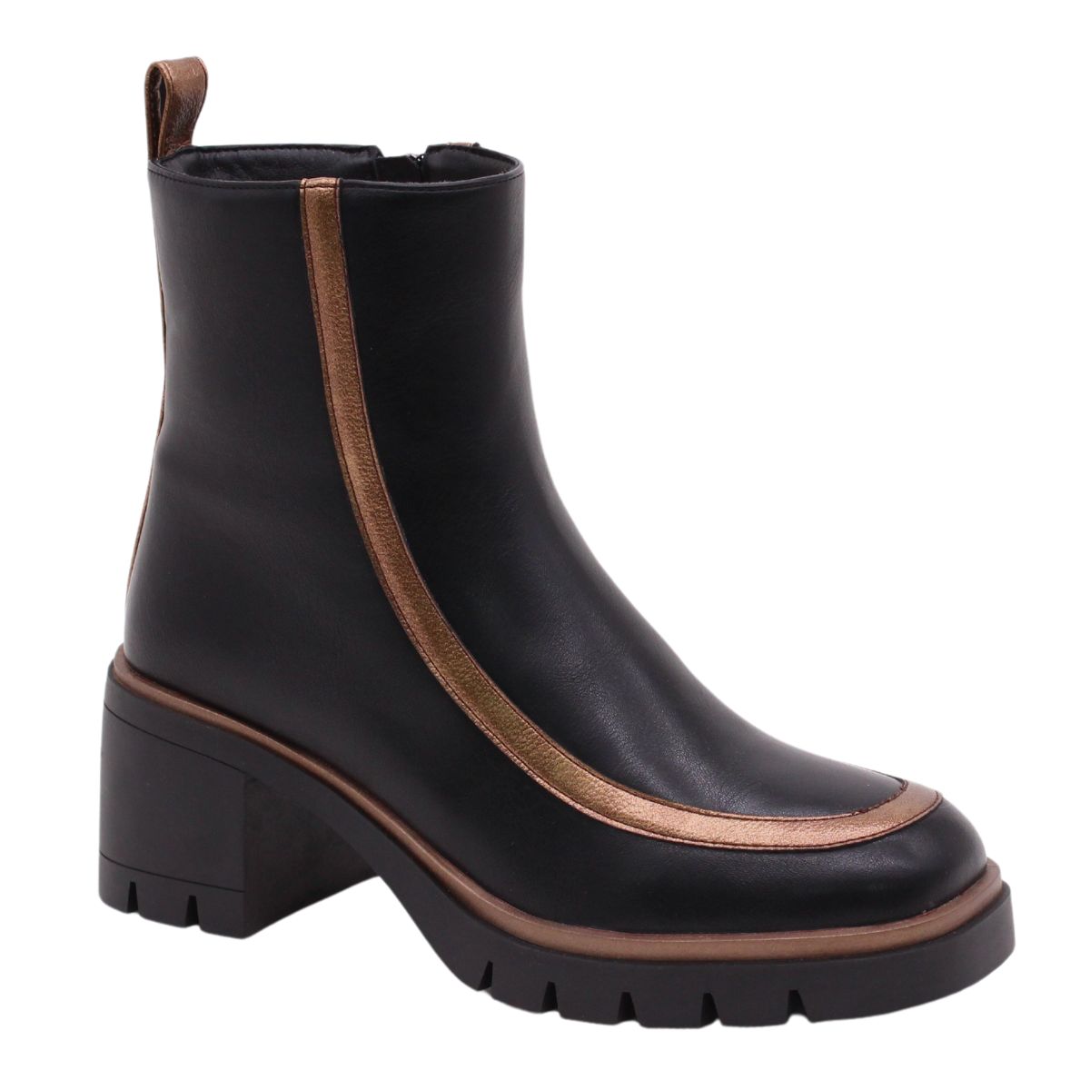 BLACK ANKLE BOOT WITH COPPER DETAIL AND BLOCK HEEL