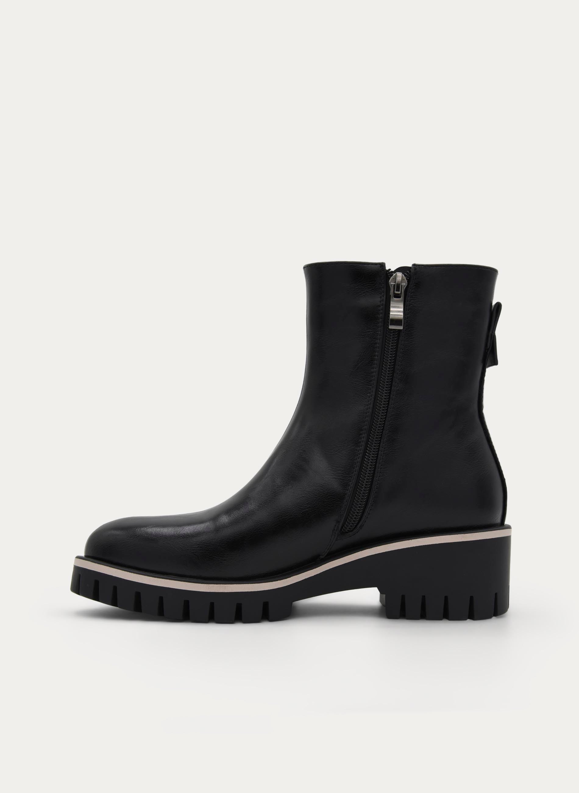 BLACK ANKLE BOOT TRACK SOLE SIDE ZIP