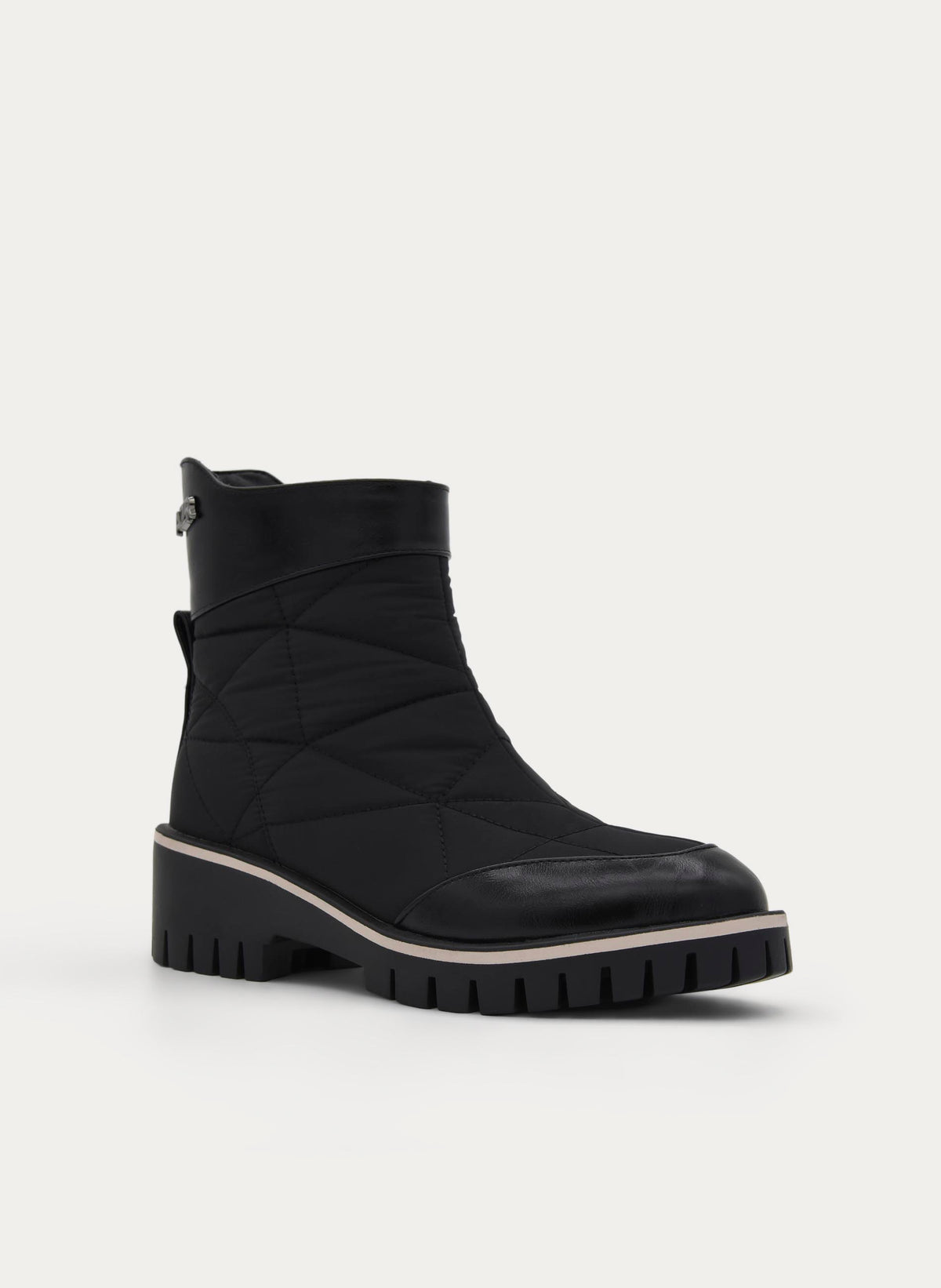 BLACK QUILTED TRACK SOLE COMFORTABLE ANKLE BOOT