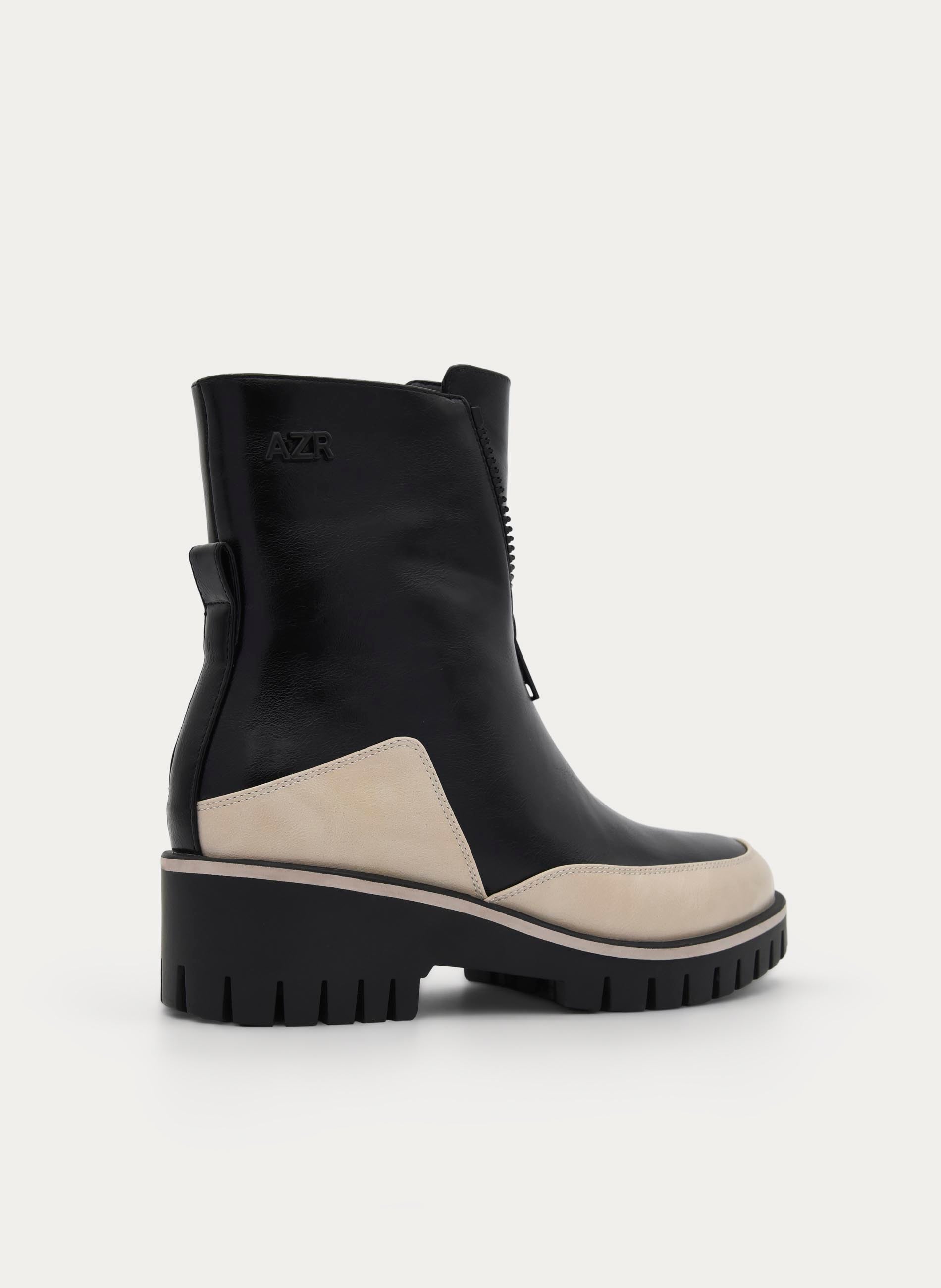 BLACK BOOT WITH TRACK SOLE AND FRONT ZIP