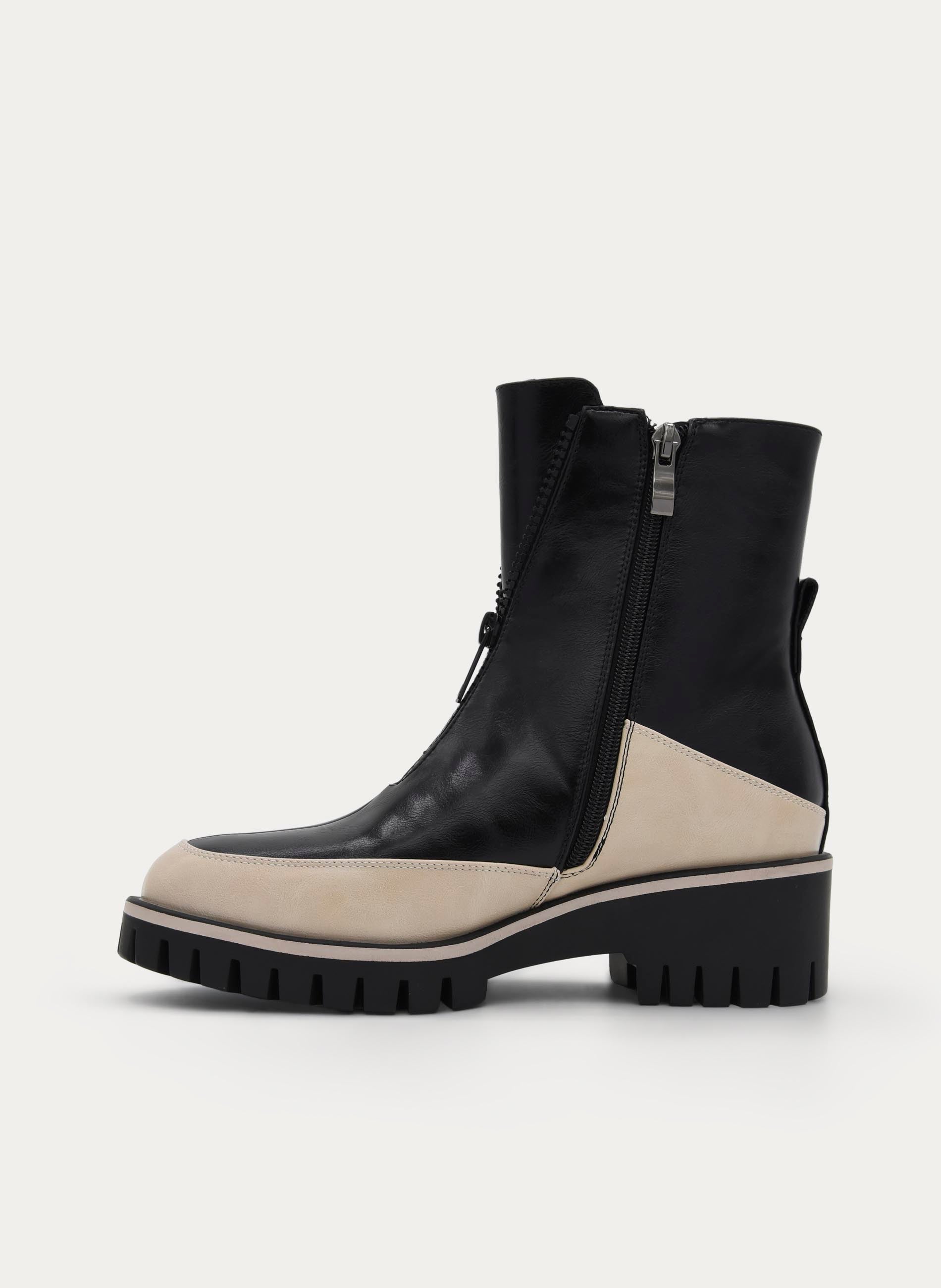 BLACK BOOT WITH TRACK SOLE AND FRONT ZIP
