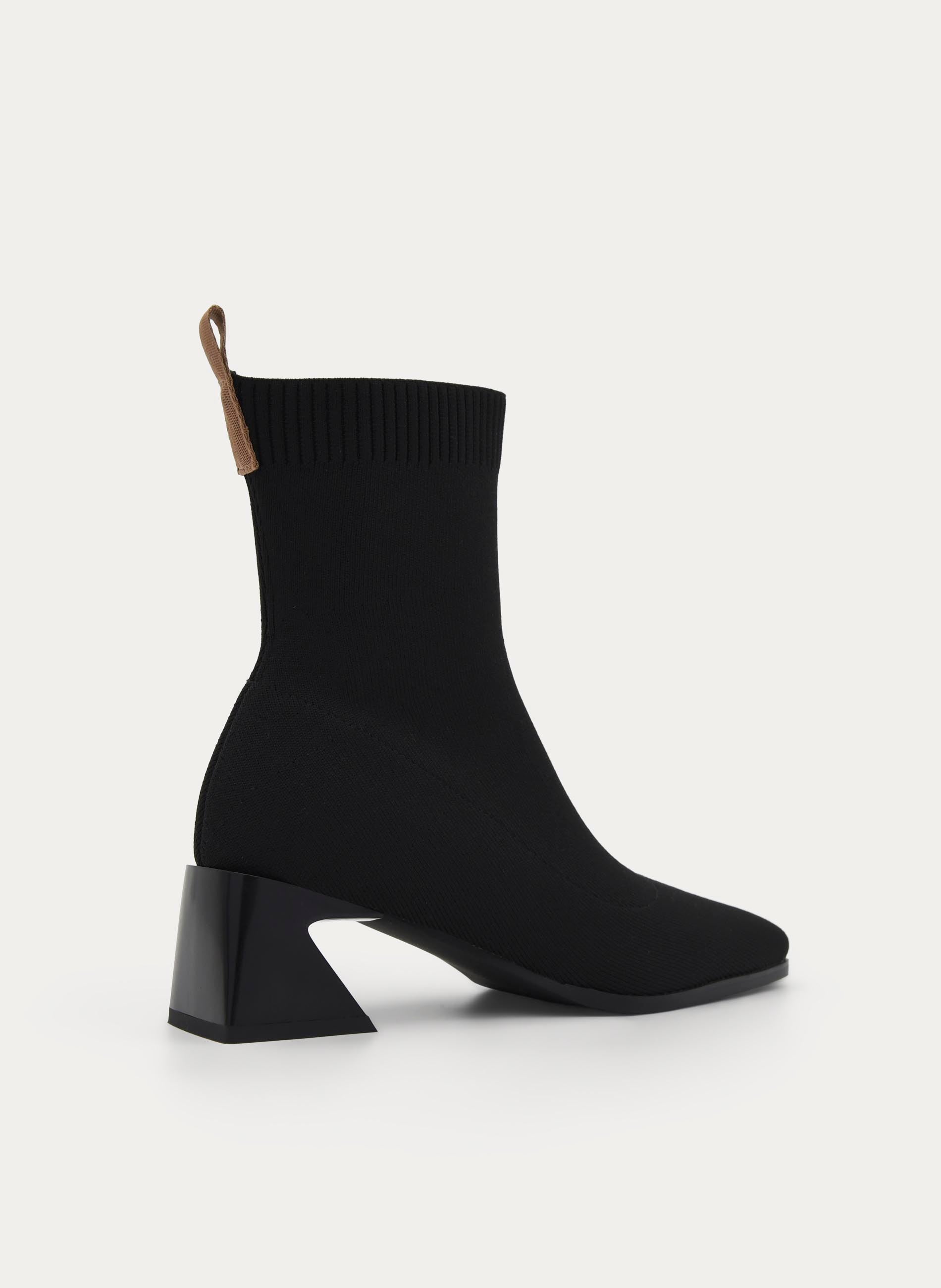BLACK SOCK BOOT GEOMETRIC HEEL