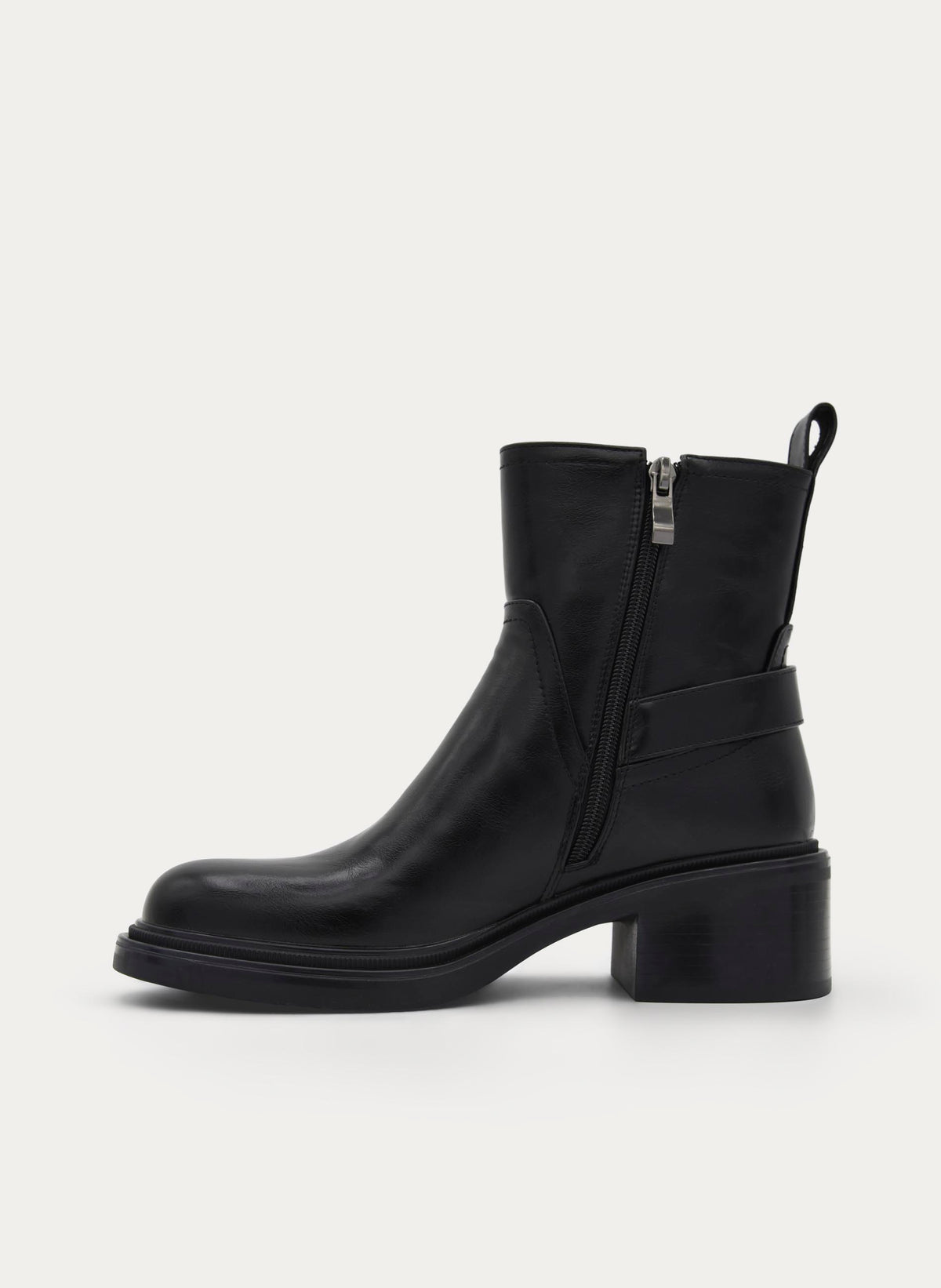 BLACK ANKLE BOOT WITH MEDIUM HEEL AND SIDE BUCKLE