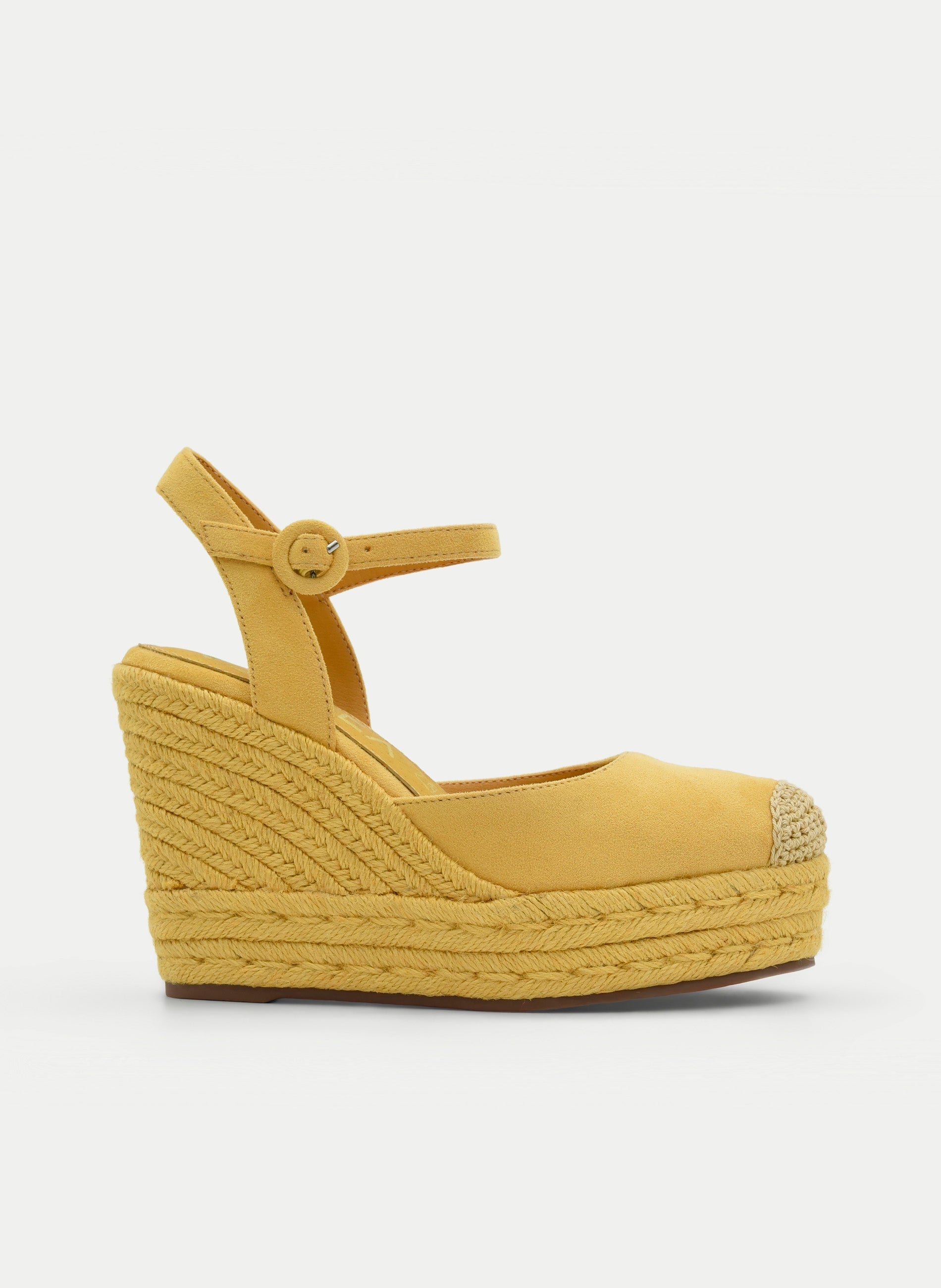 ALPARGATA AMARILLA CON CUÑA Y PULSERA