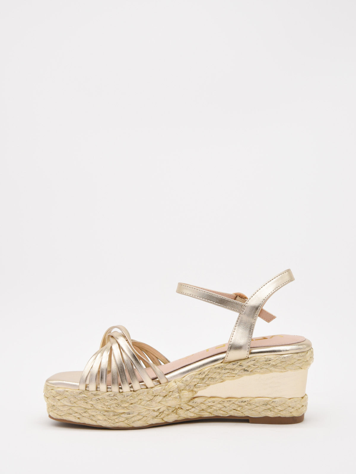 Sandalias de cuña doradas con plataforma tejida