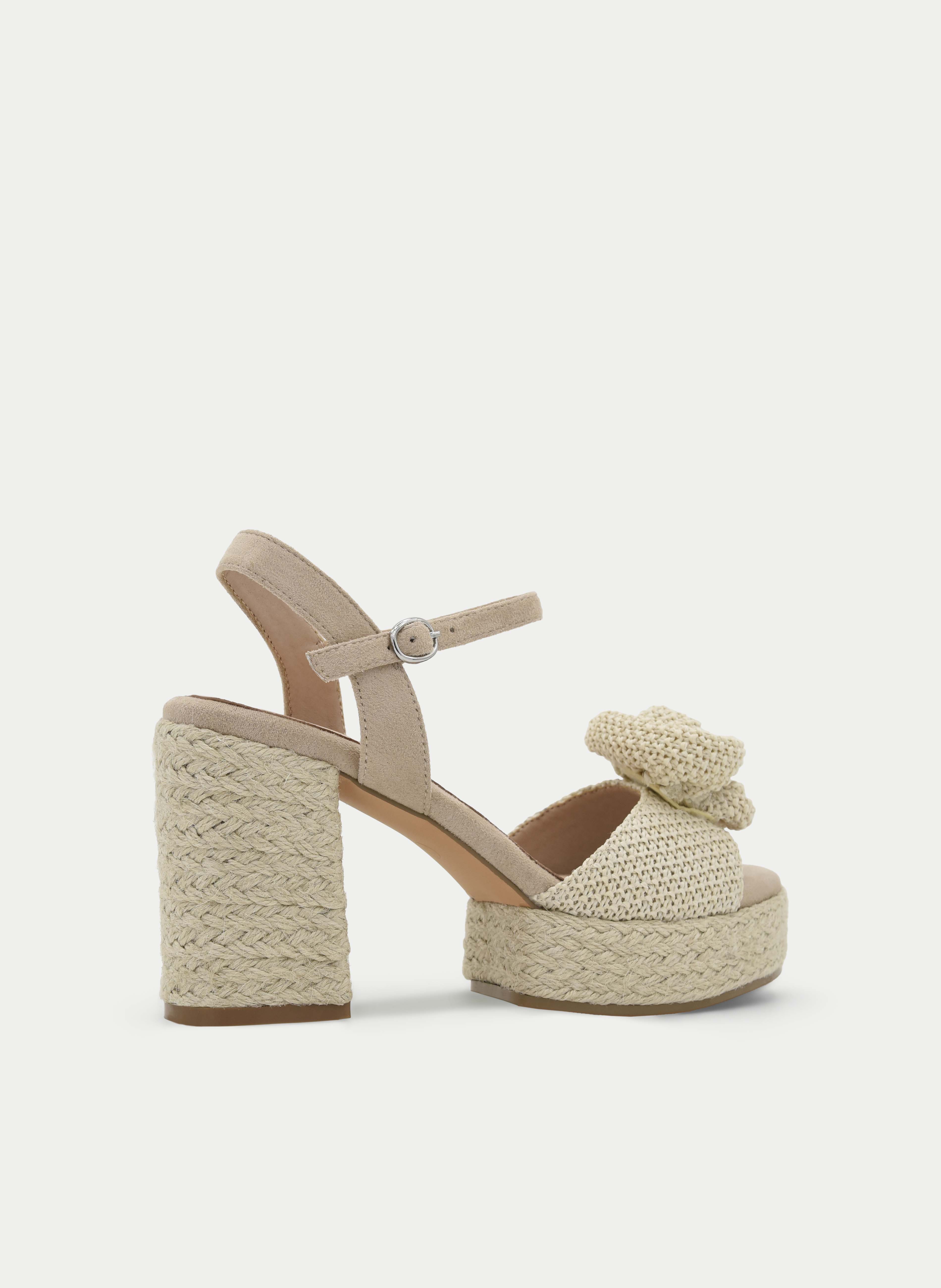 BEIGE JUTE FLOWER BLOCK HEEL SANDAL