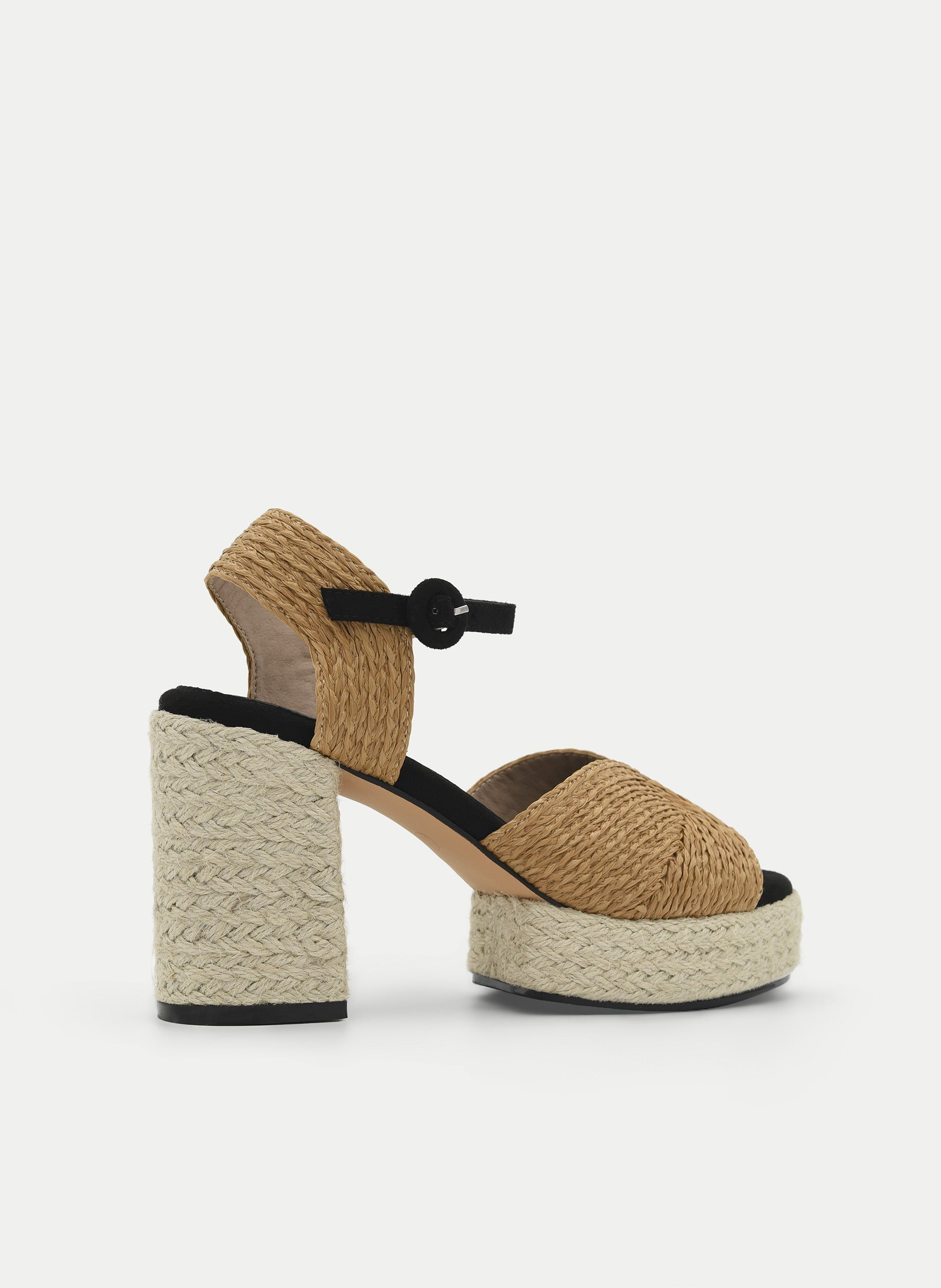 SANDALIA CAMEL CON PLATAFORMA Y CONTRASTE NEGRO