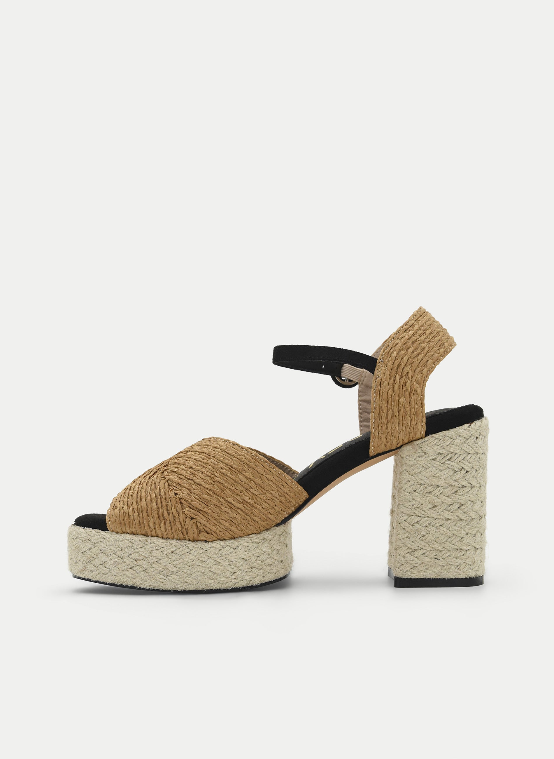 SANDALIA CAMEL CON PLATAFORMA Y CONTRASTE NEGRO