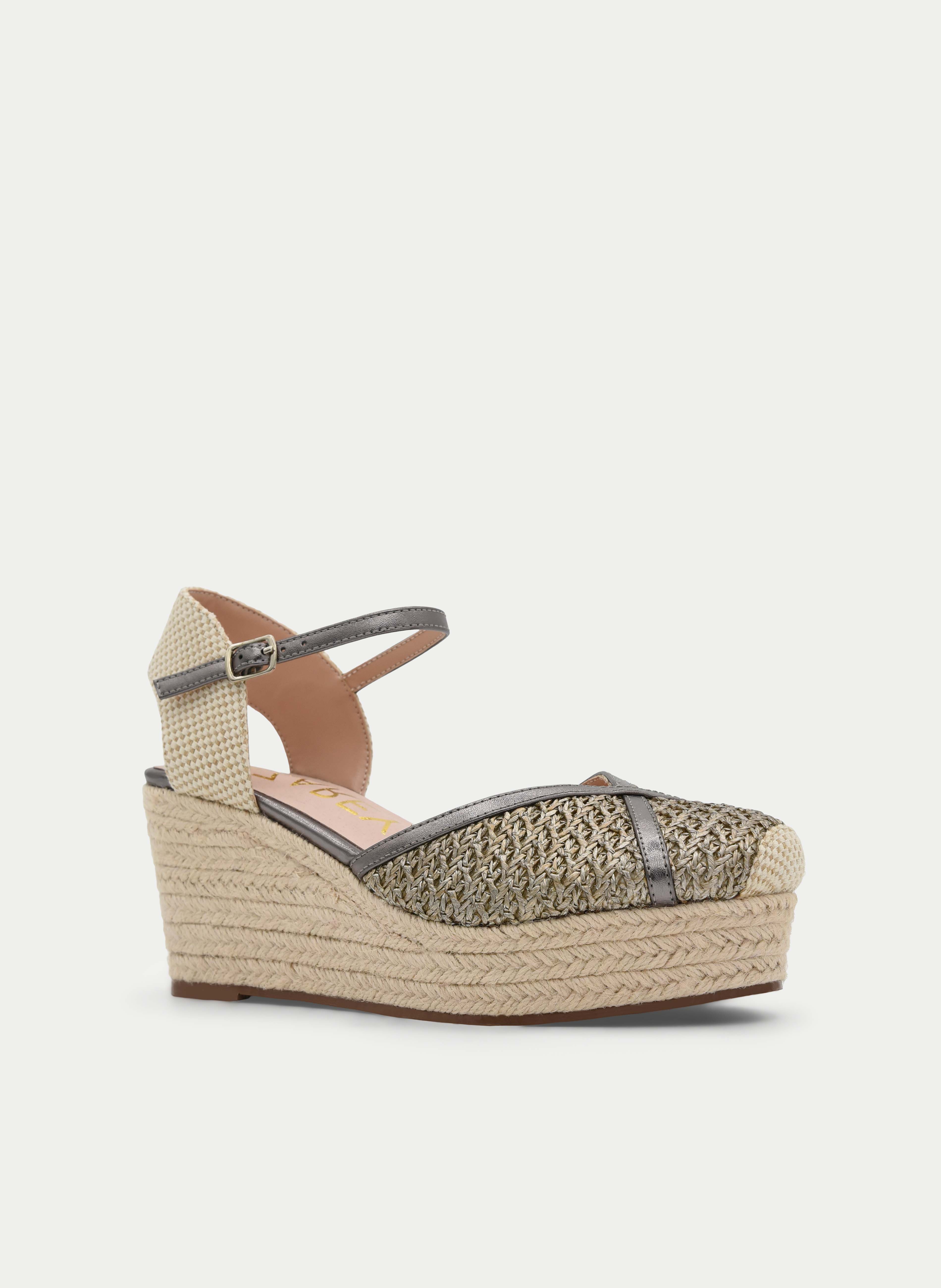 ALPARGATA CUÑA BEIGE Y PLOMO METALIZADO