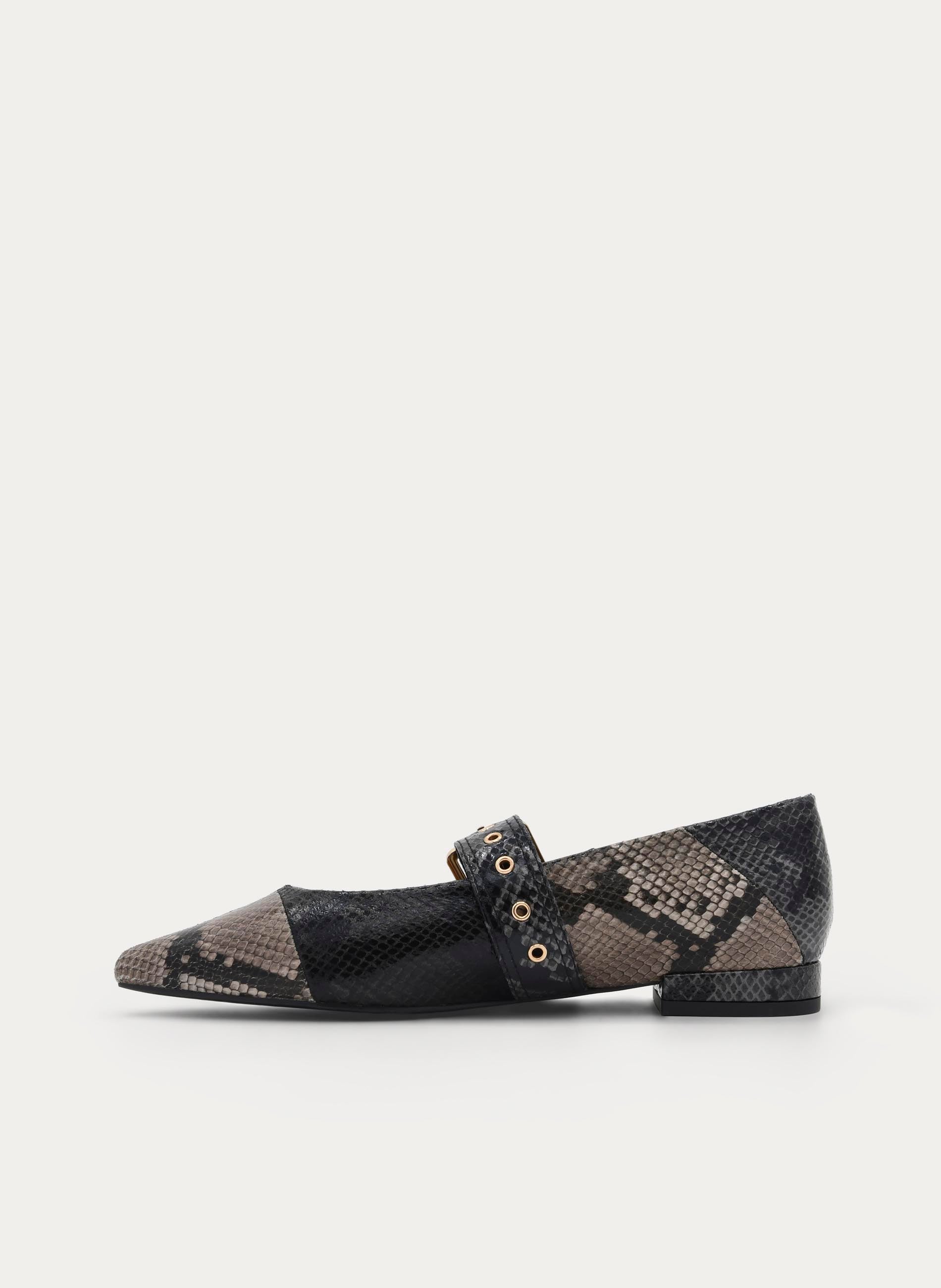 BLACK SNAKE EFFECT LOW HEEL SHOE WITH BUCKLE