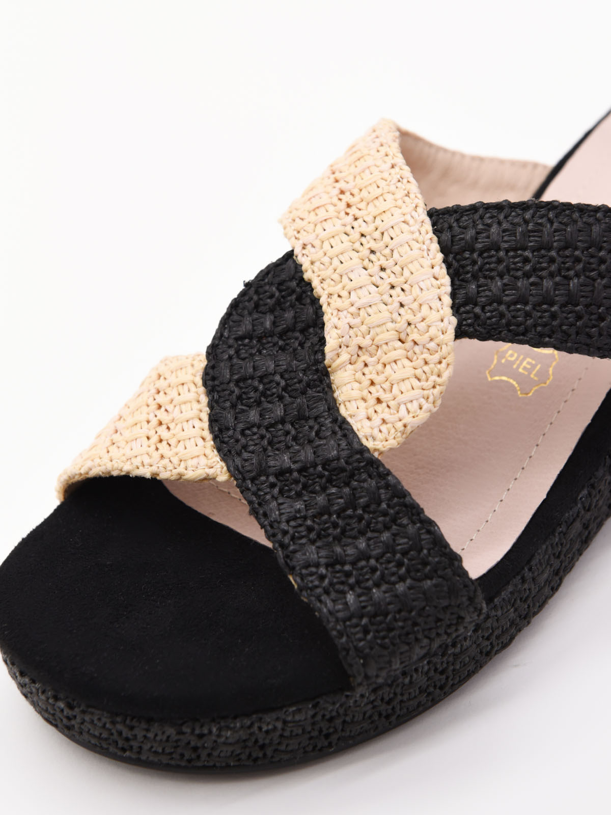 Black and beige raffia flatform sandals