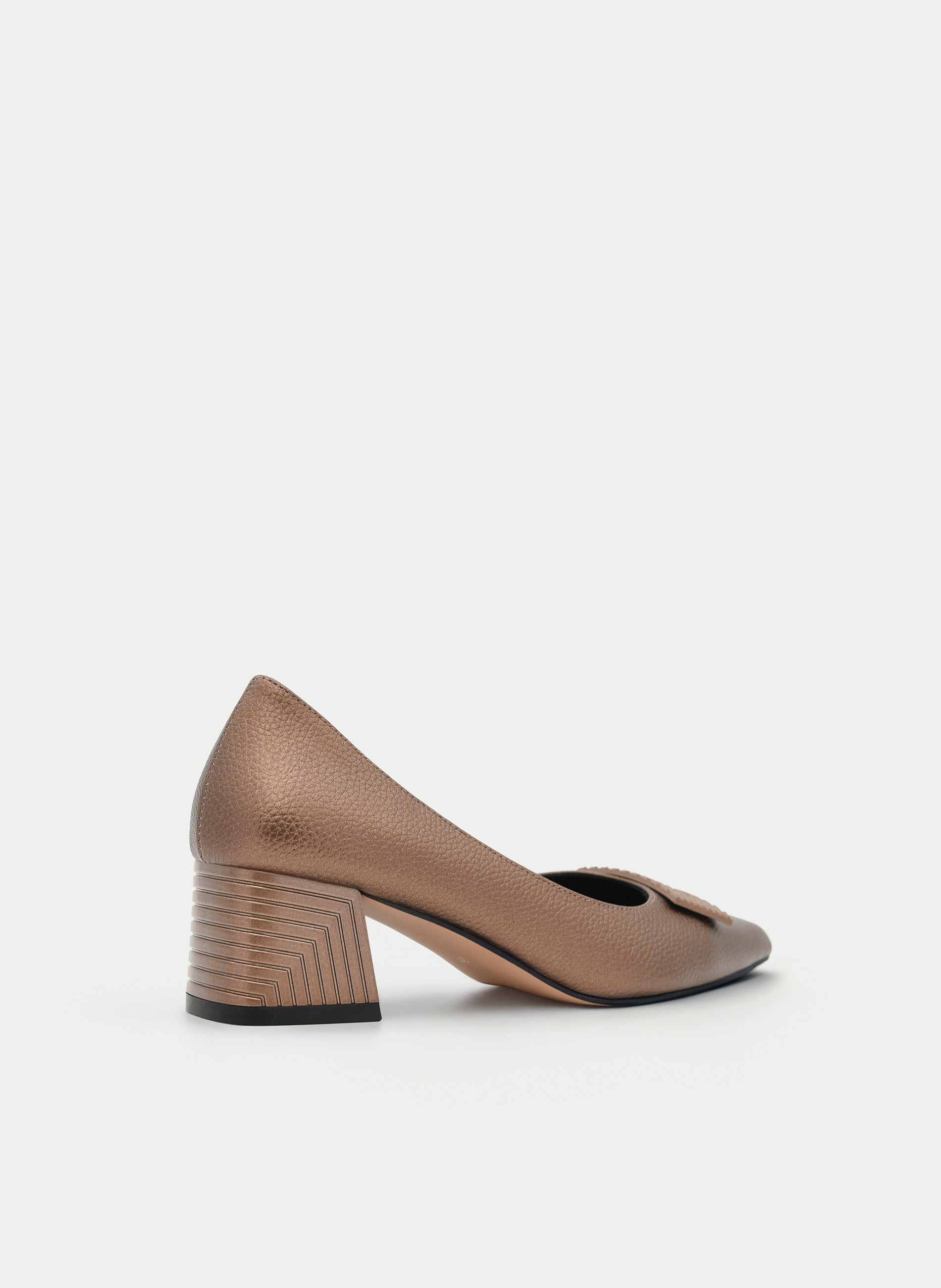 BRONZE HEEL COURT SHOE WITH GEOMETRIC ORNAMENT
