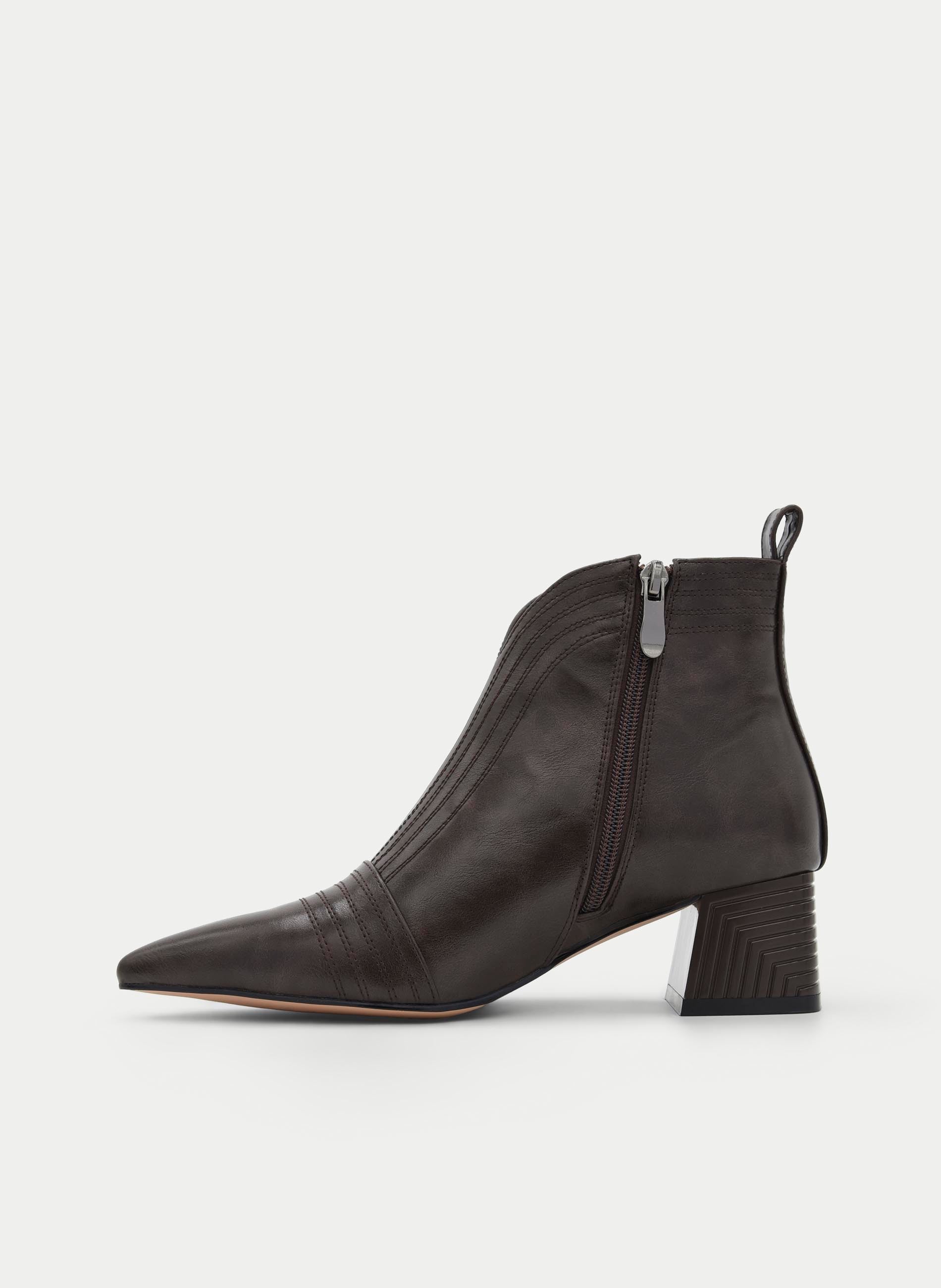 BROWN BOOT WIDE HEEL INSIDE ZIP