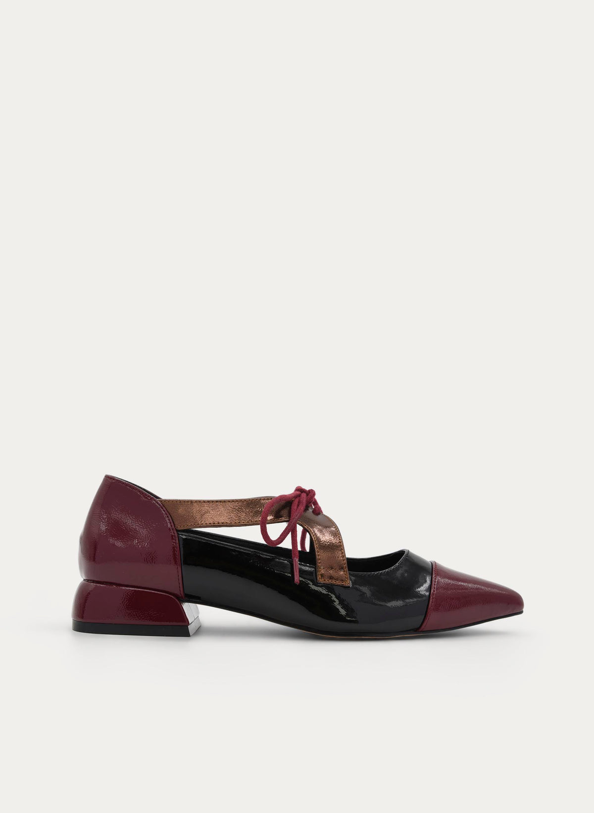 LOW HEEL MARY JANE SHOES BURGUNDY AND BLACK