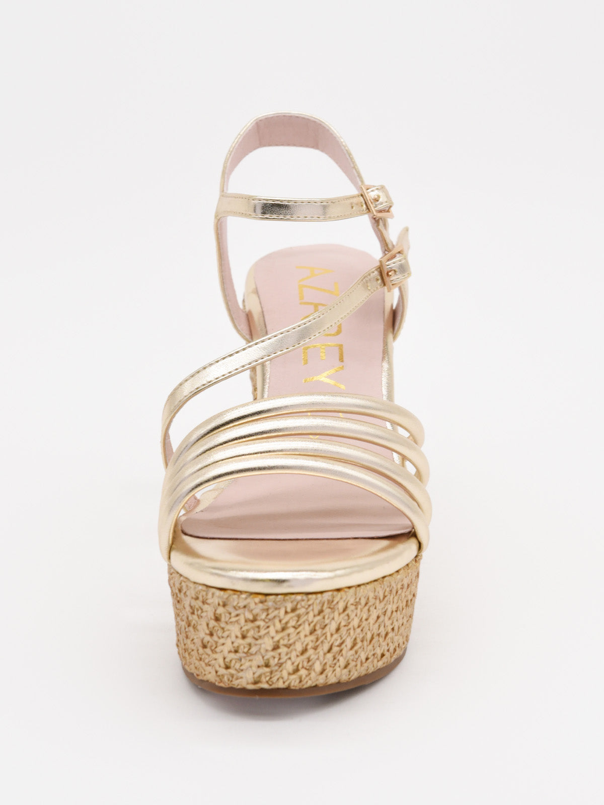 Sandalias doradas de cuña alta y plataforma trenzada
