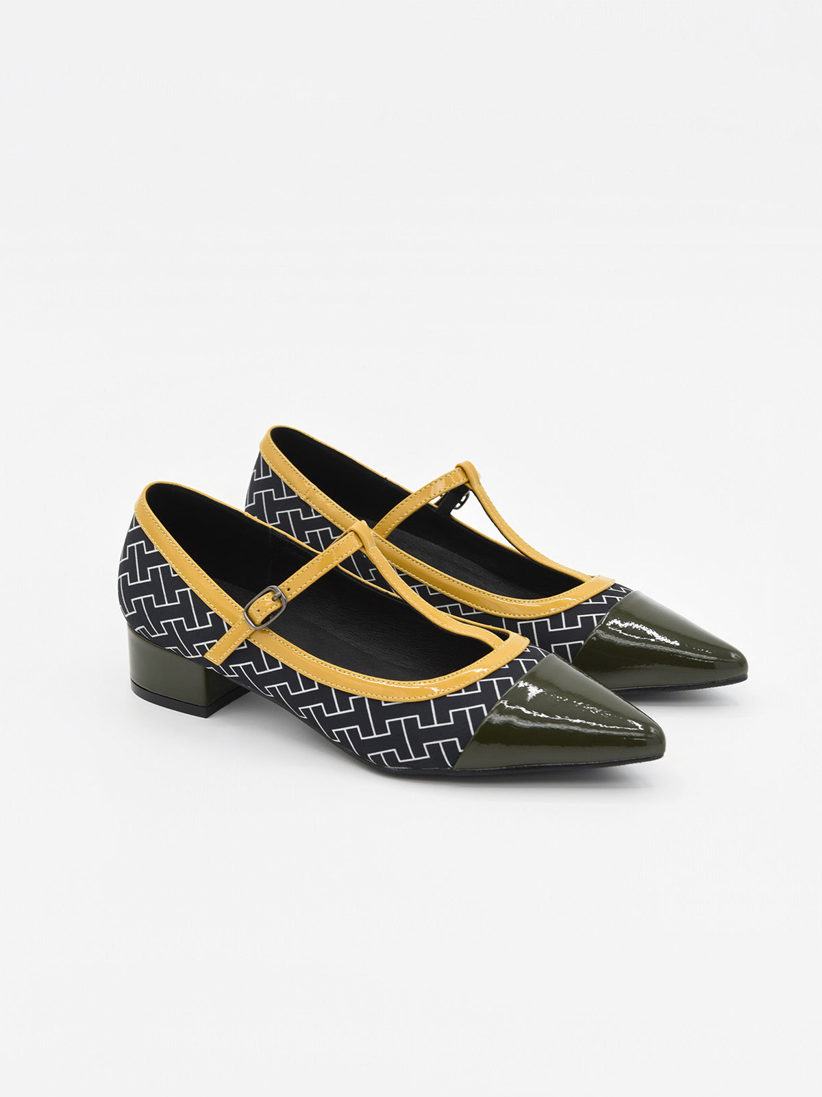 Zapato  de Tacón Bajo Verde con Estampado Geométrico
