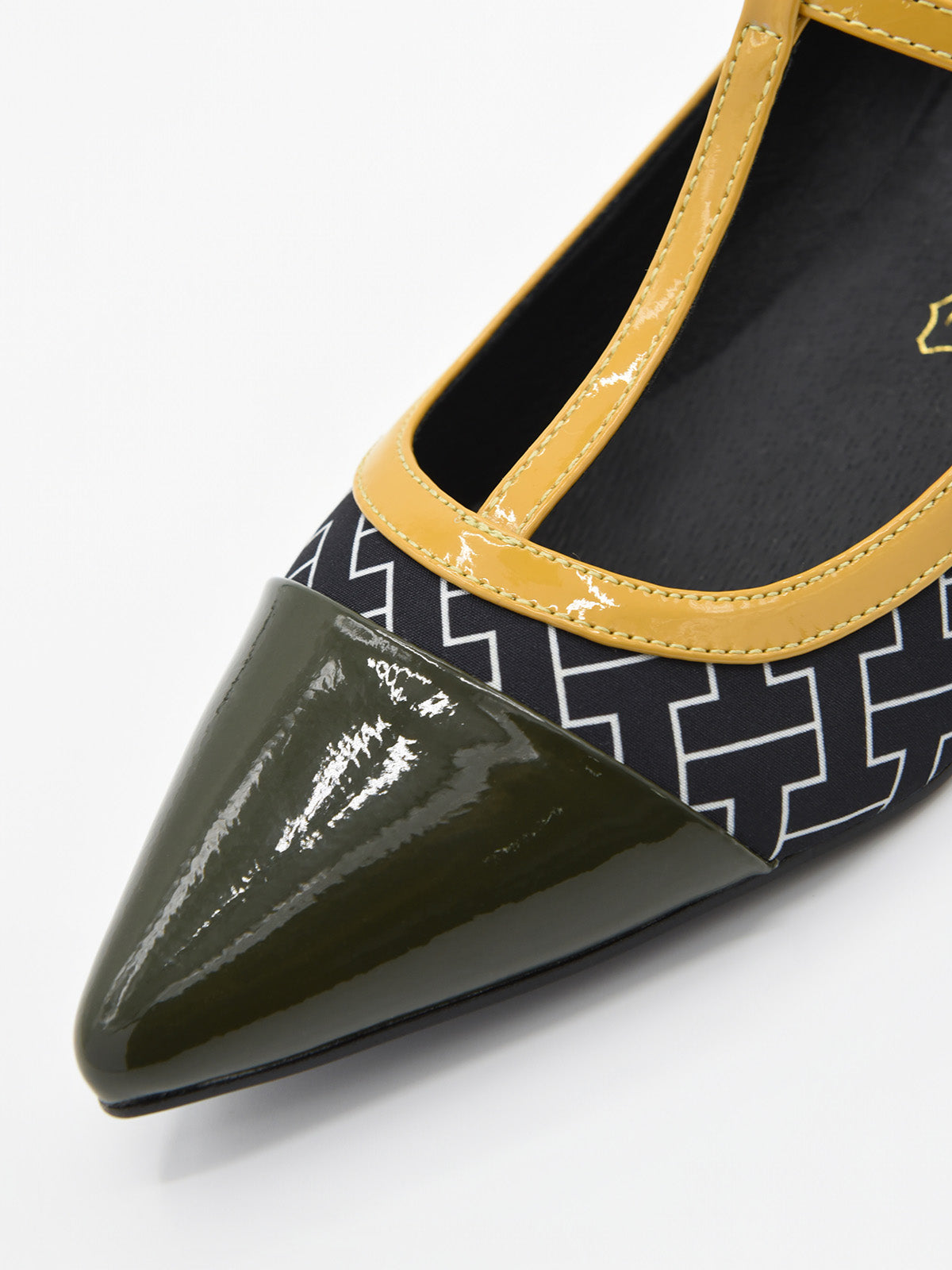 Zapato  de Tacón Bajo Verde con Estampado Geométrico