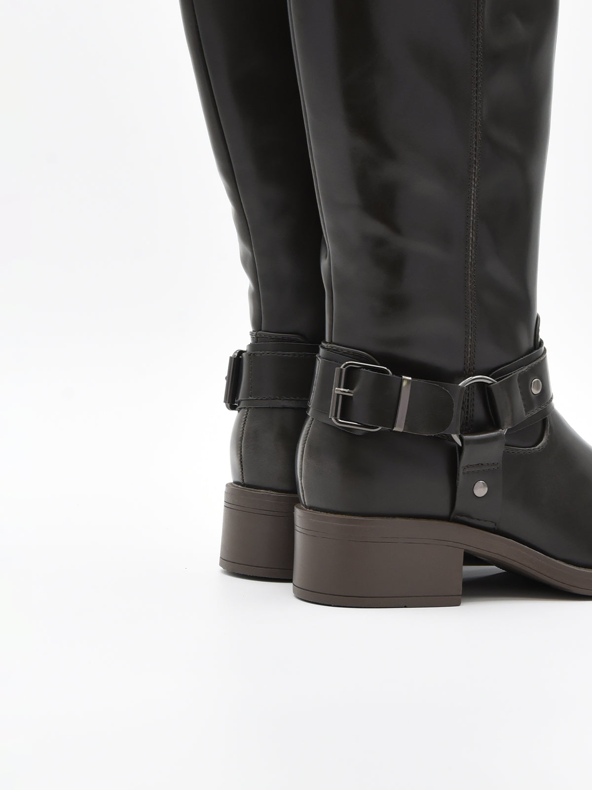 BOTA ALTA NEGRA BIKER CON HEBILLAS DE NYREX