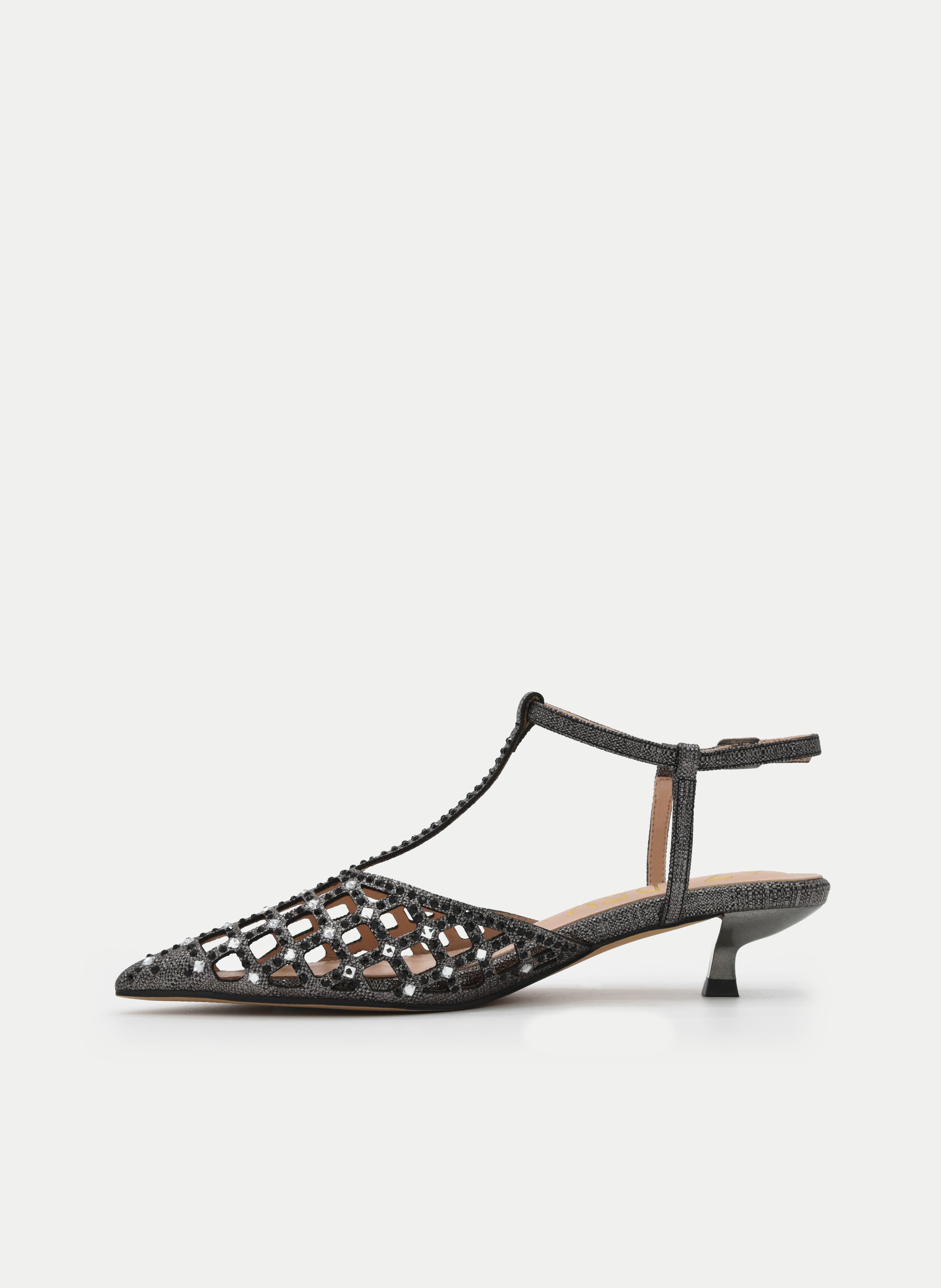 ZAPATOS NEGRO BRILLO TACÓN BAJO JOYA