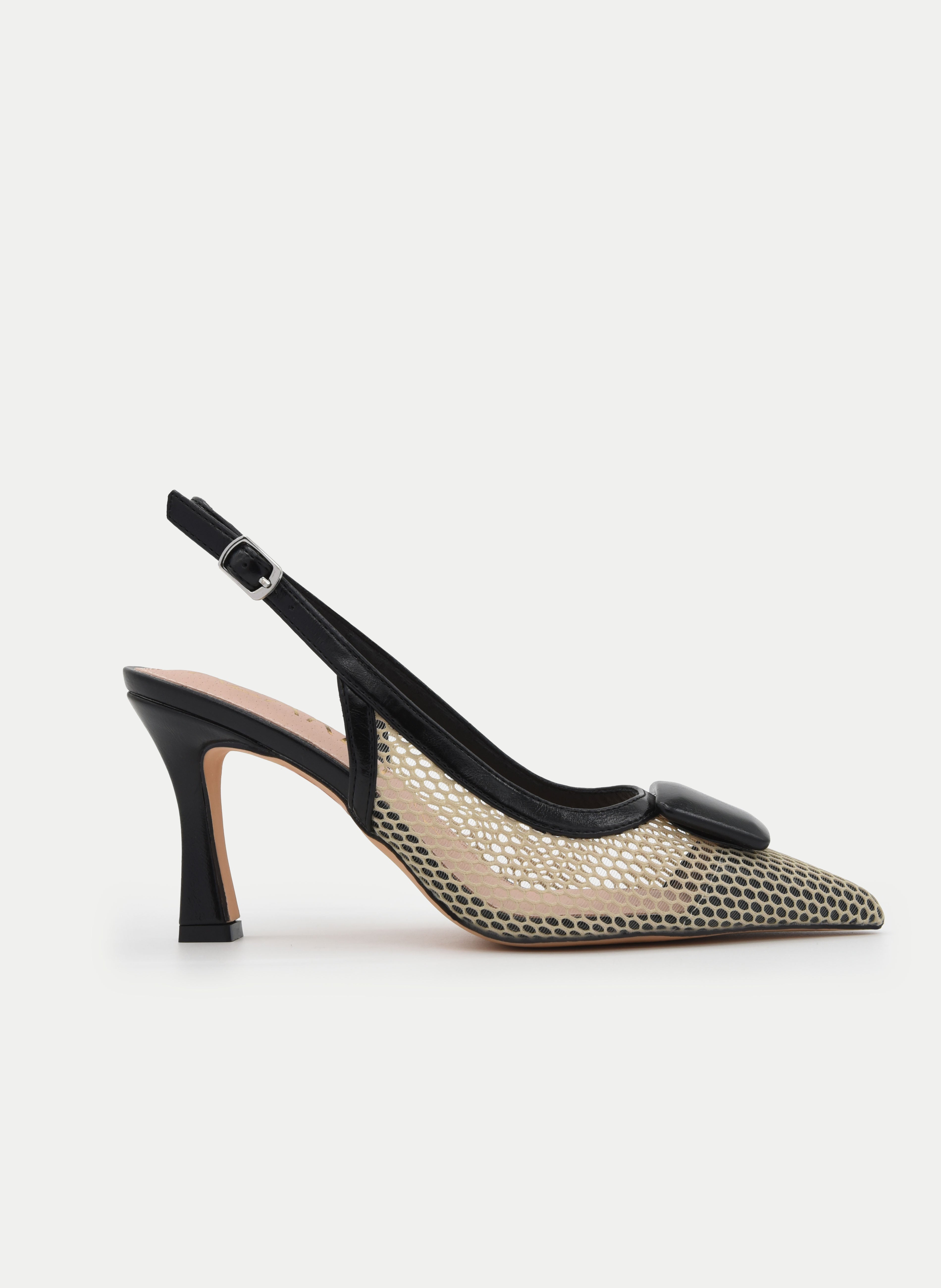 ZAPATO DESTALONADO NEGRO Y BEIGE CON RED