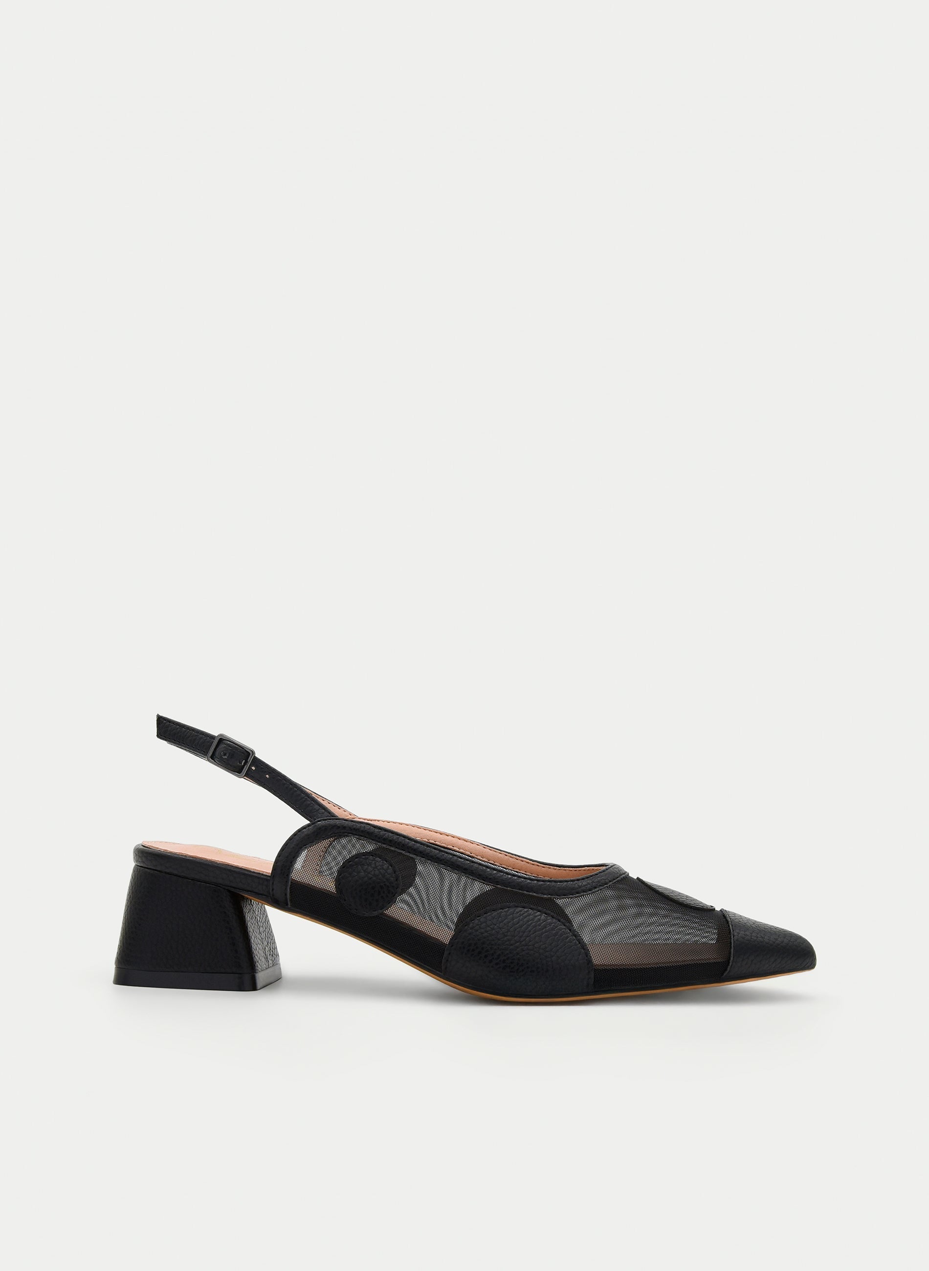 ZAPATO DESTALONADO NEGRO DE MESH CON TACÓN CUADRADO