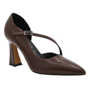 BROWN PUMP WITH BRACELET AND BLOCK HEEL