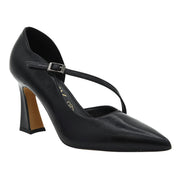 BLACK COURT SHOES WITH ANKLE STRAP AND BLOCK HEEL