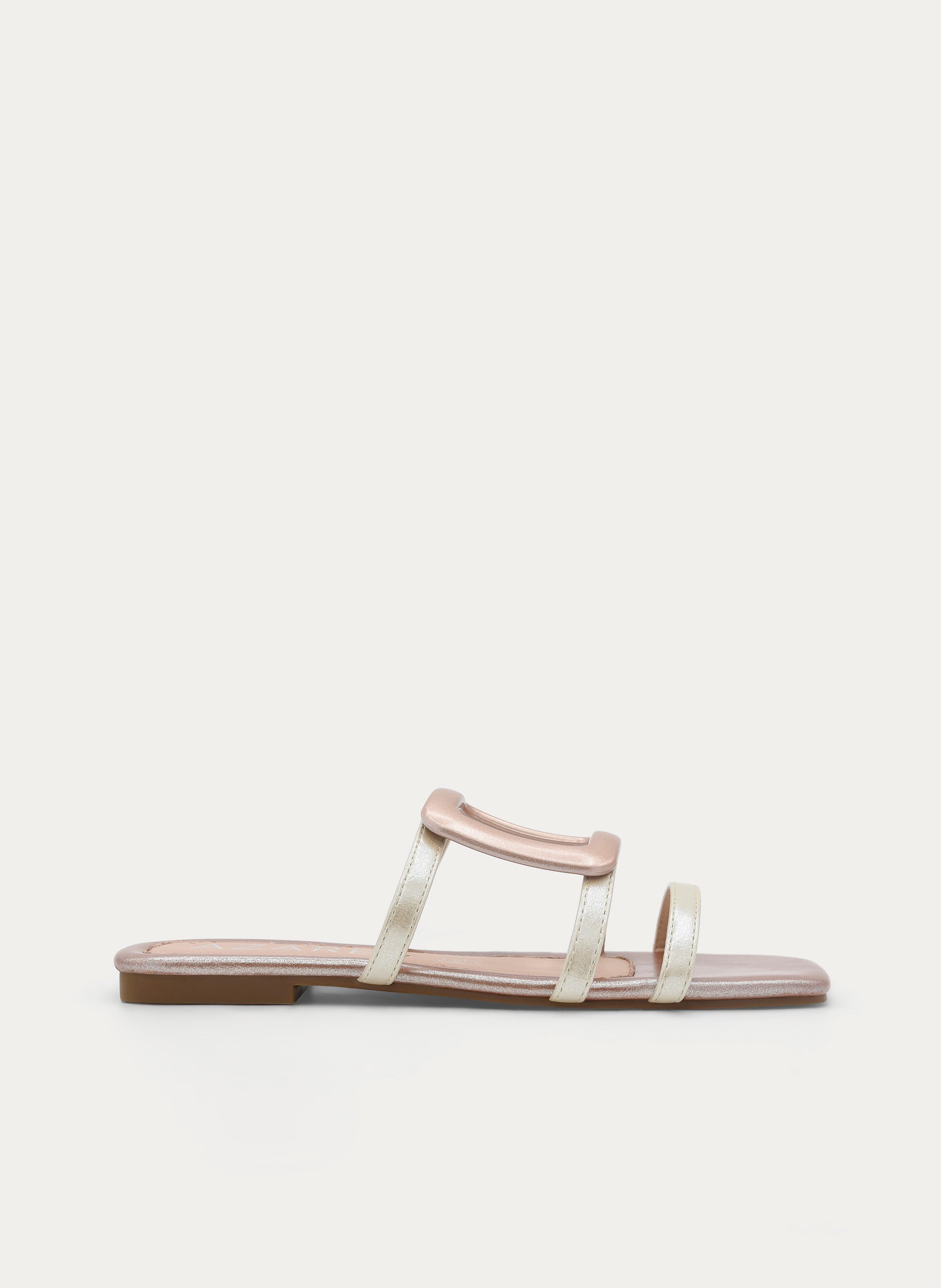 SANDALIA PLANA ORO ROSA CON HEBILLA DECORATIVA