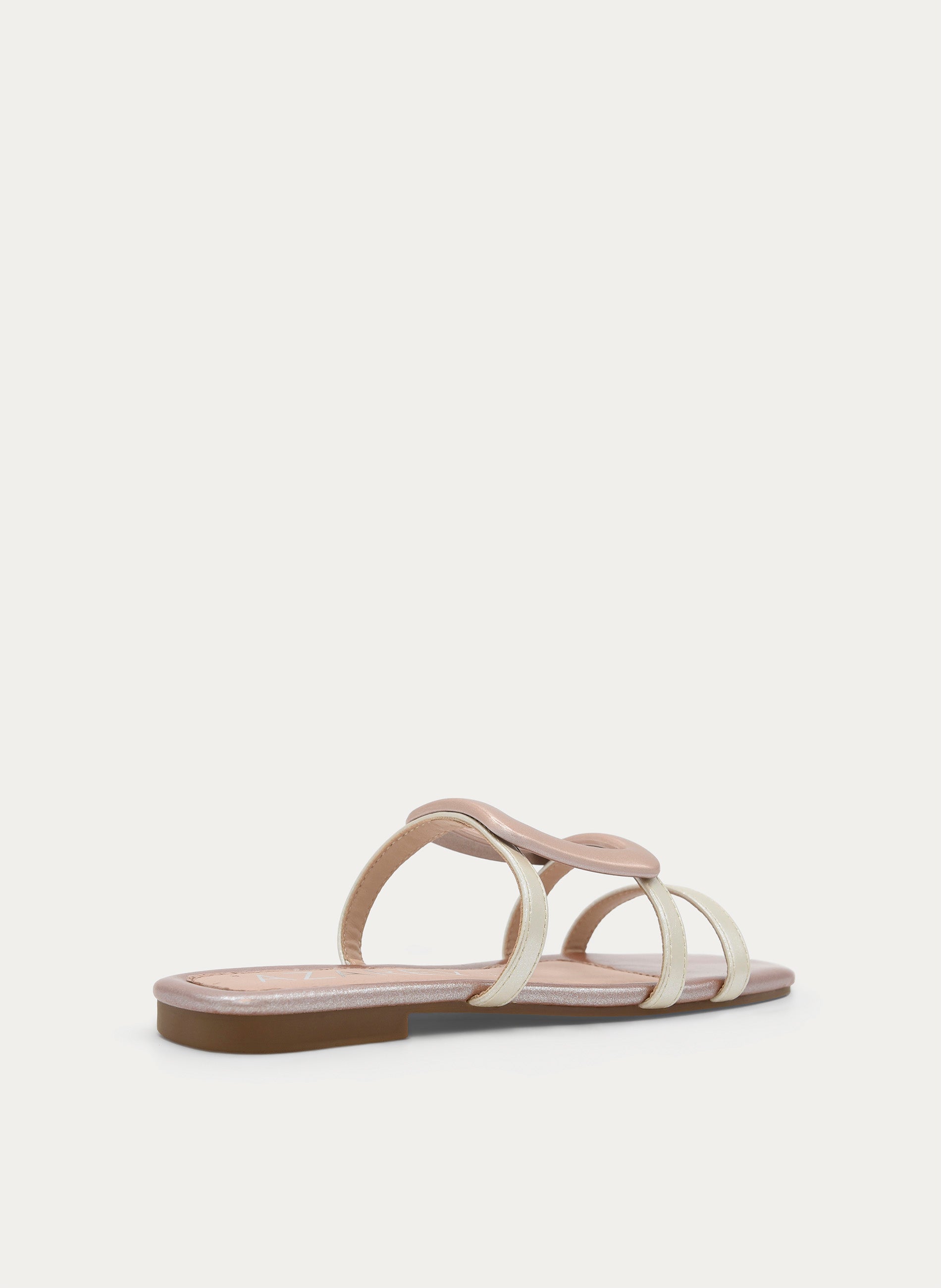 SANDALIA PLANA ORO ROSA CON HEBILLA DECORATIVA