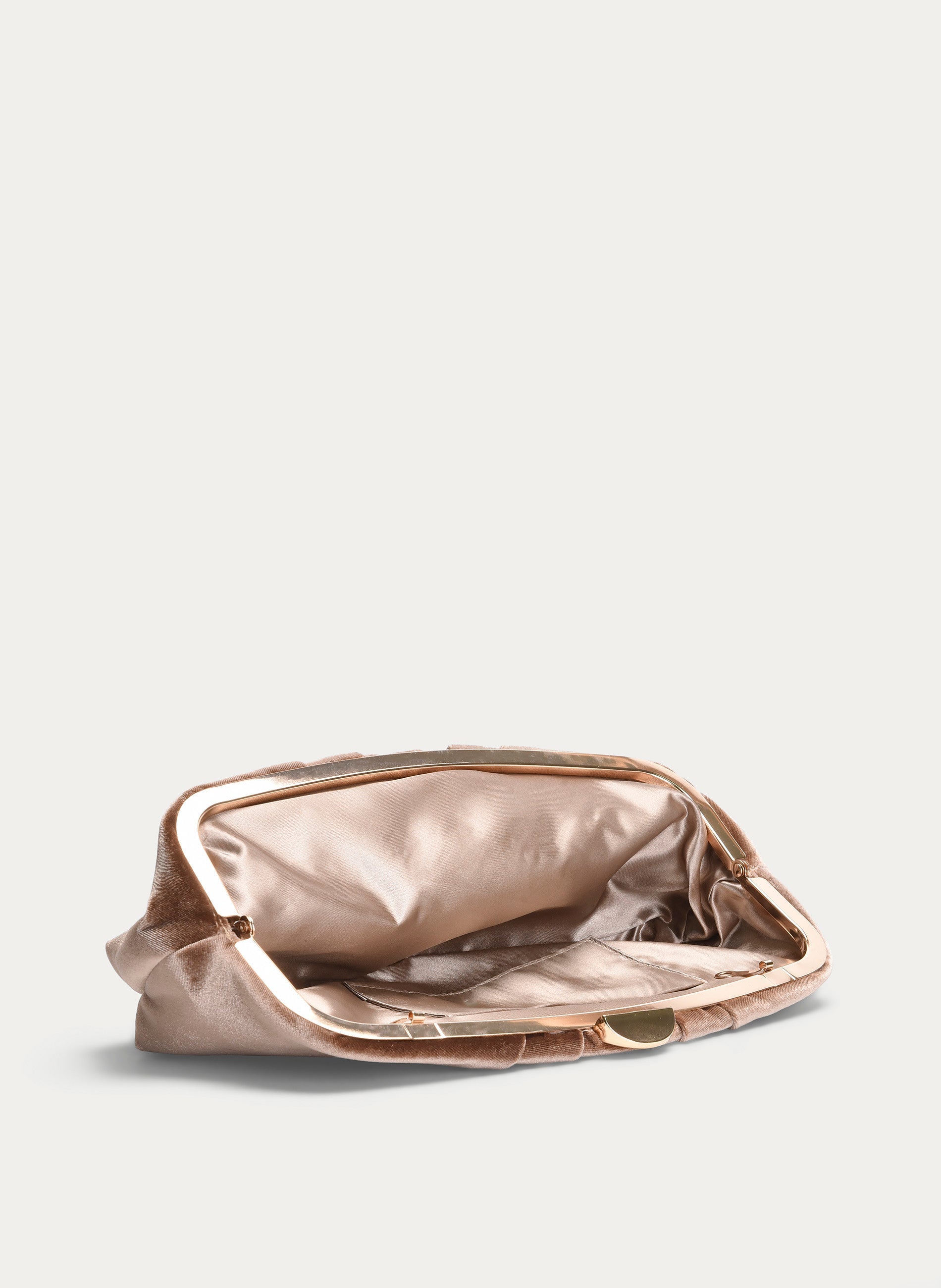 CLUTCH TAUPE TERCIOPELO FRUNCIDO FIESTA