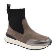 BOTÍN DEPORTIVO GRIS Y NEGRO CUÑA CASUAL