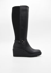 Black high-shaft wedge boot with buckle