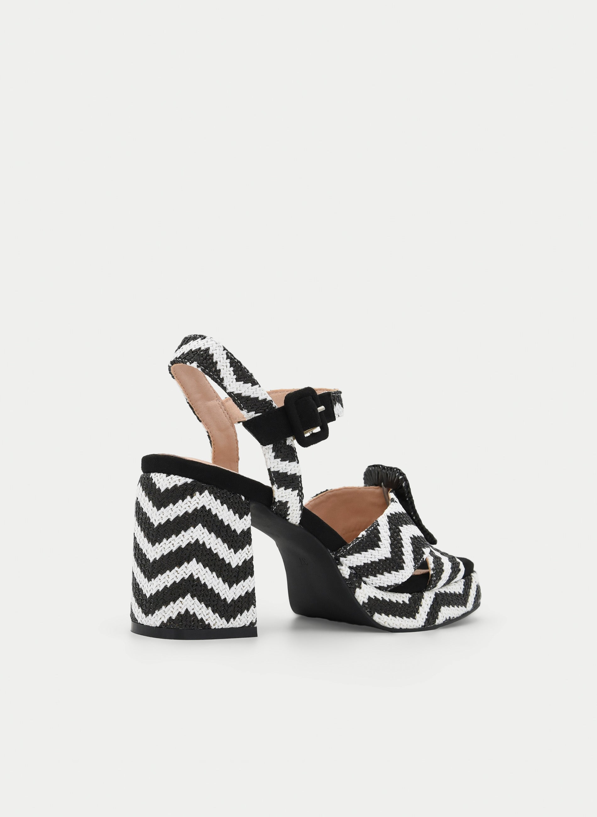 WOVEN BLACK AND WHITE PLATFORM HEEL SANDAL WITH BUCKLE