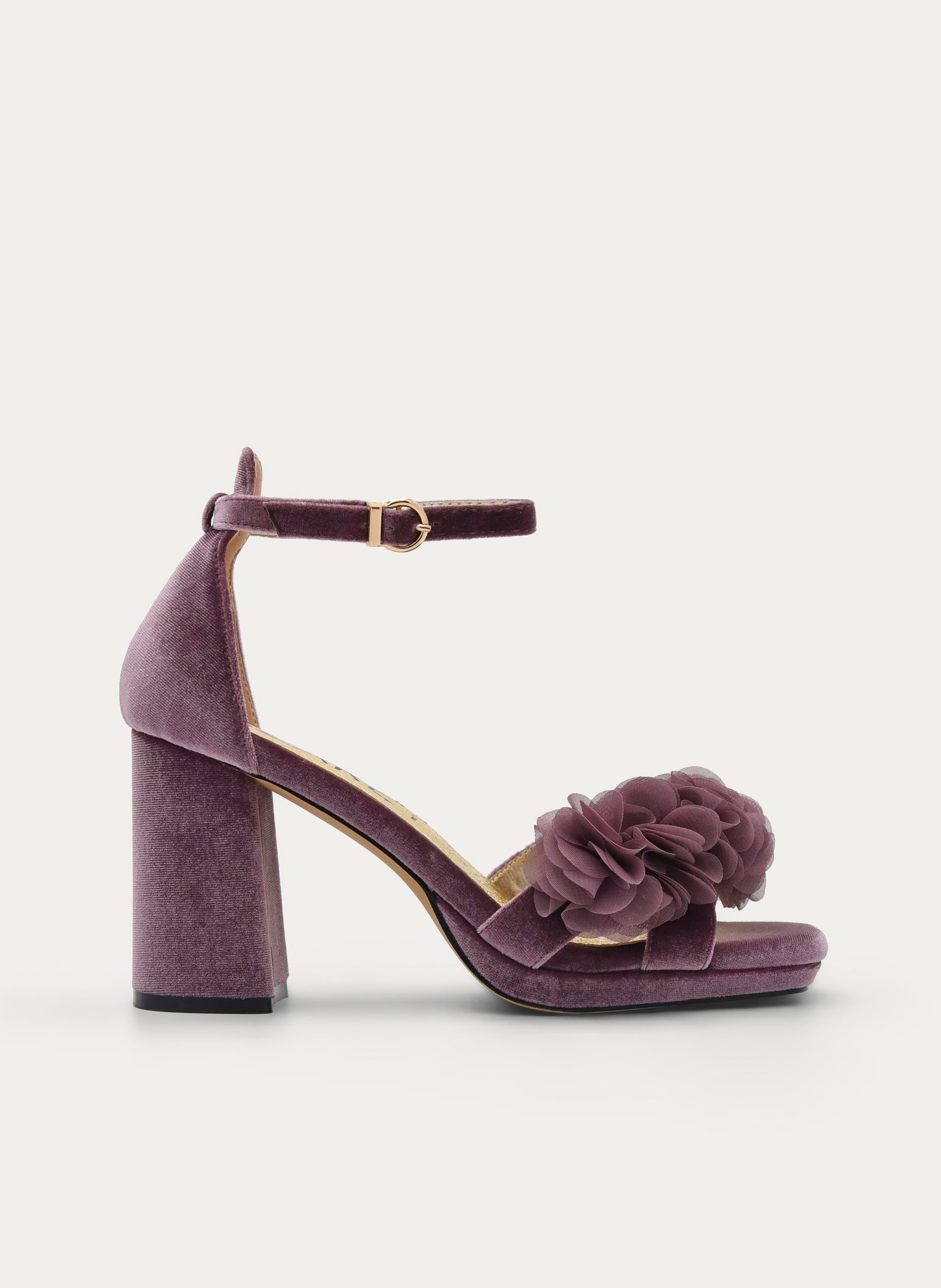 SANDALIAS CON PLATAFORMA EN TERCIOPELO DE PLATAFORMA MALVA CON FLORES Y TACÓN ANCHO