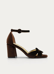 SANDALIA DE TERCIOPELO MARRÓN ELEGANTE