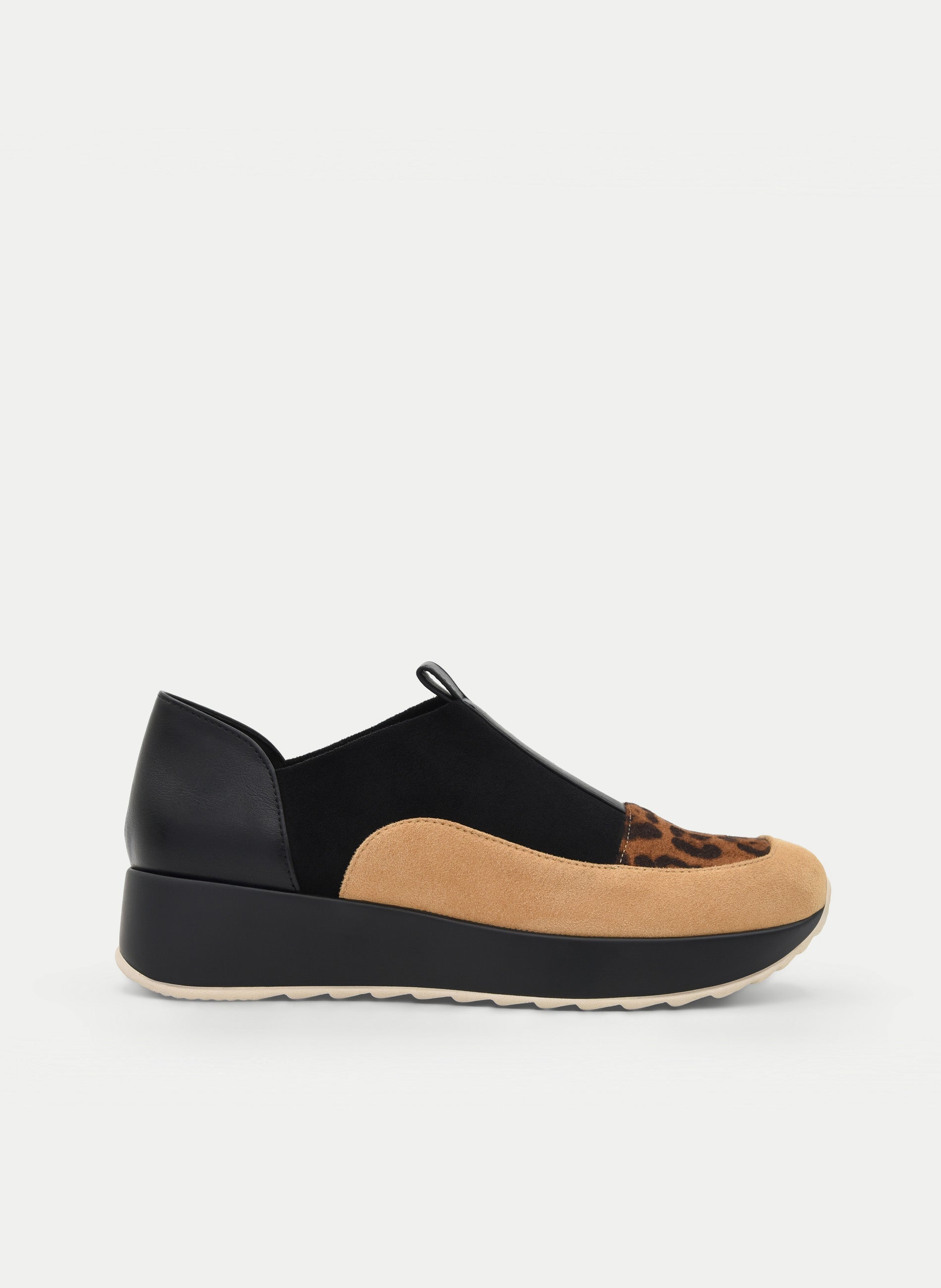 BLACK AND CAMEL COMFORT SHOE WITH ANIMAL PRINT DETAIL