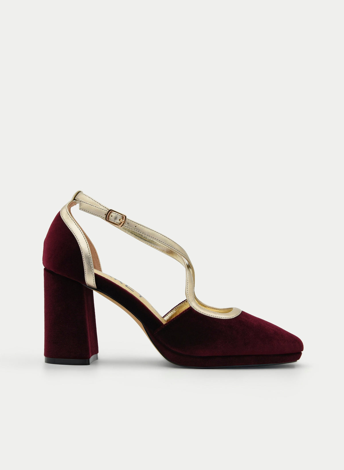 ZAPATO DE TERCIOPELO BURDEOS TACÓN ANCHO TIRA DORADA