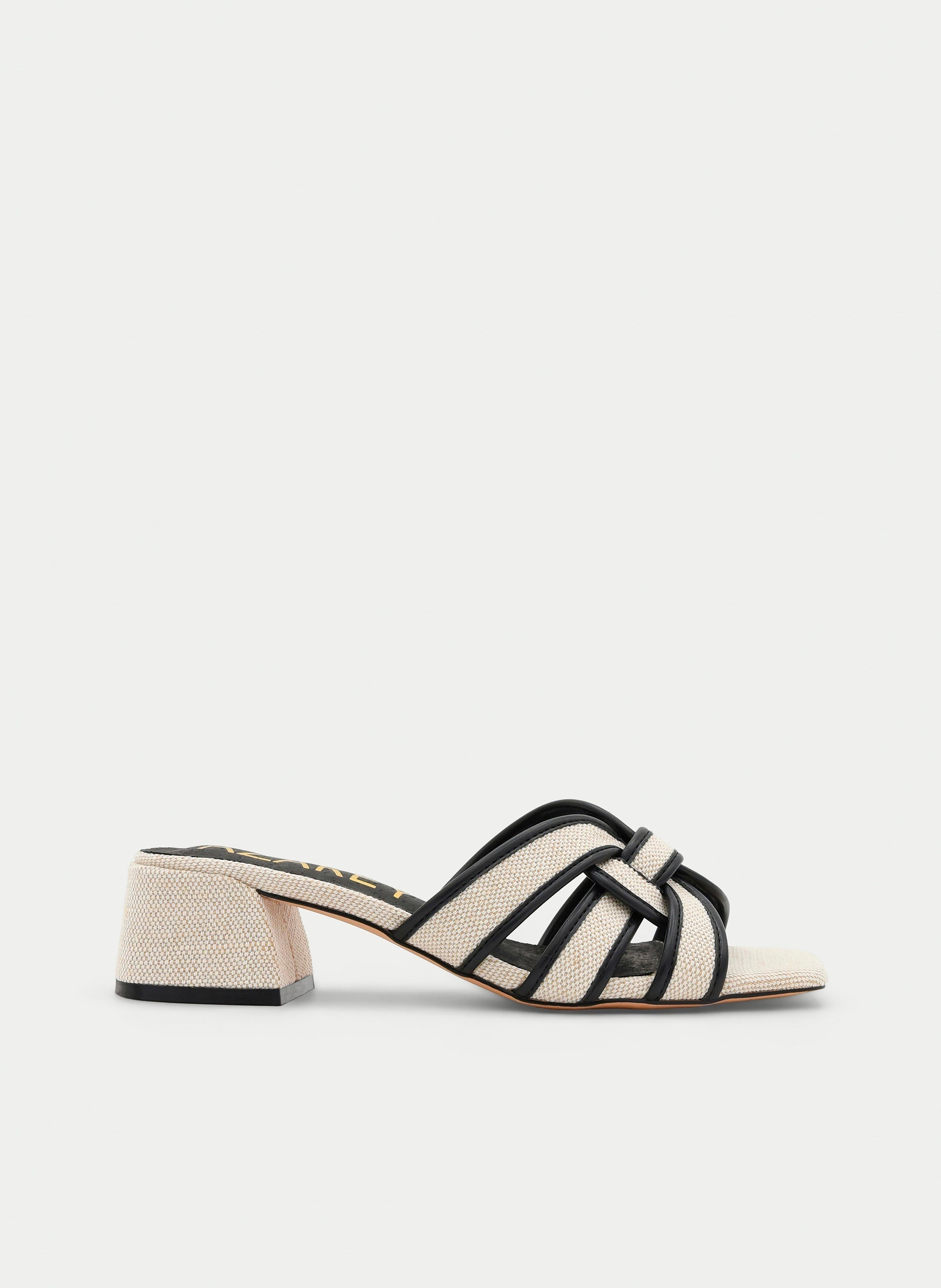 BEIGE HEELED SANDAL WITH BLACK STRAPS AND CENTRAL KNOT