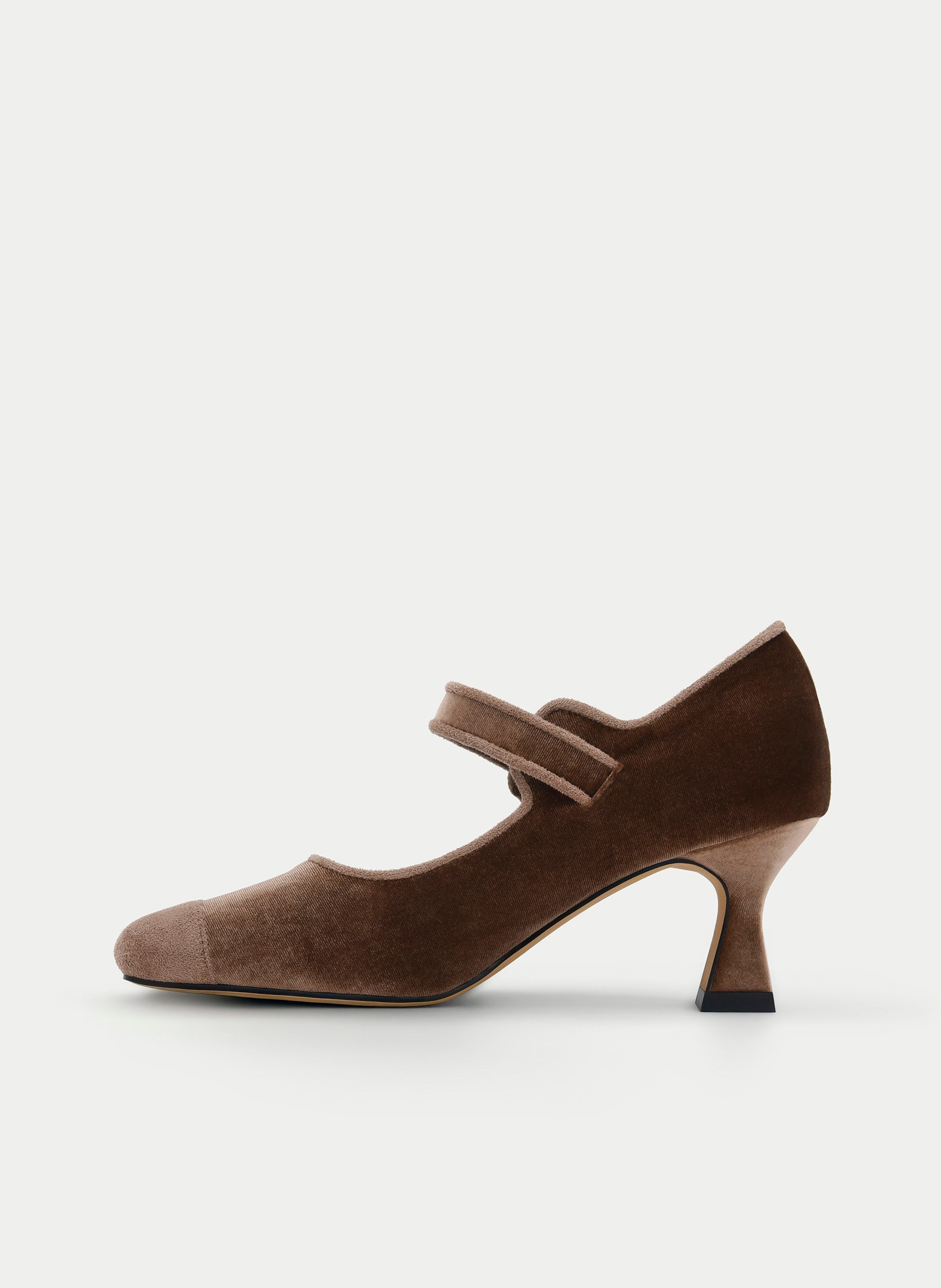 ZAPATO MERCDITAS DE TERCIOPELO TAUPE TACÓN RETRO